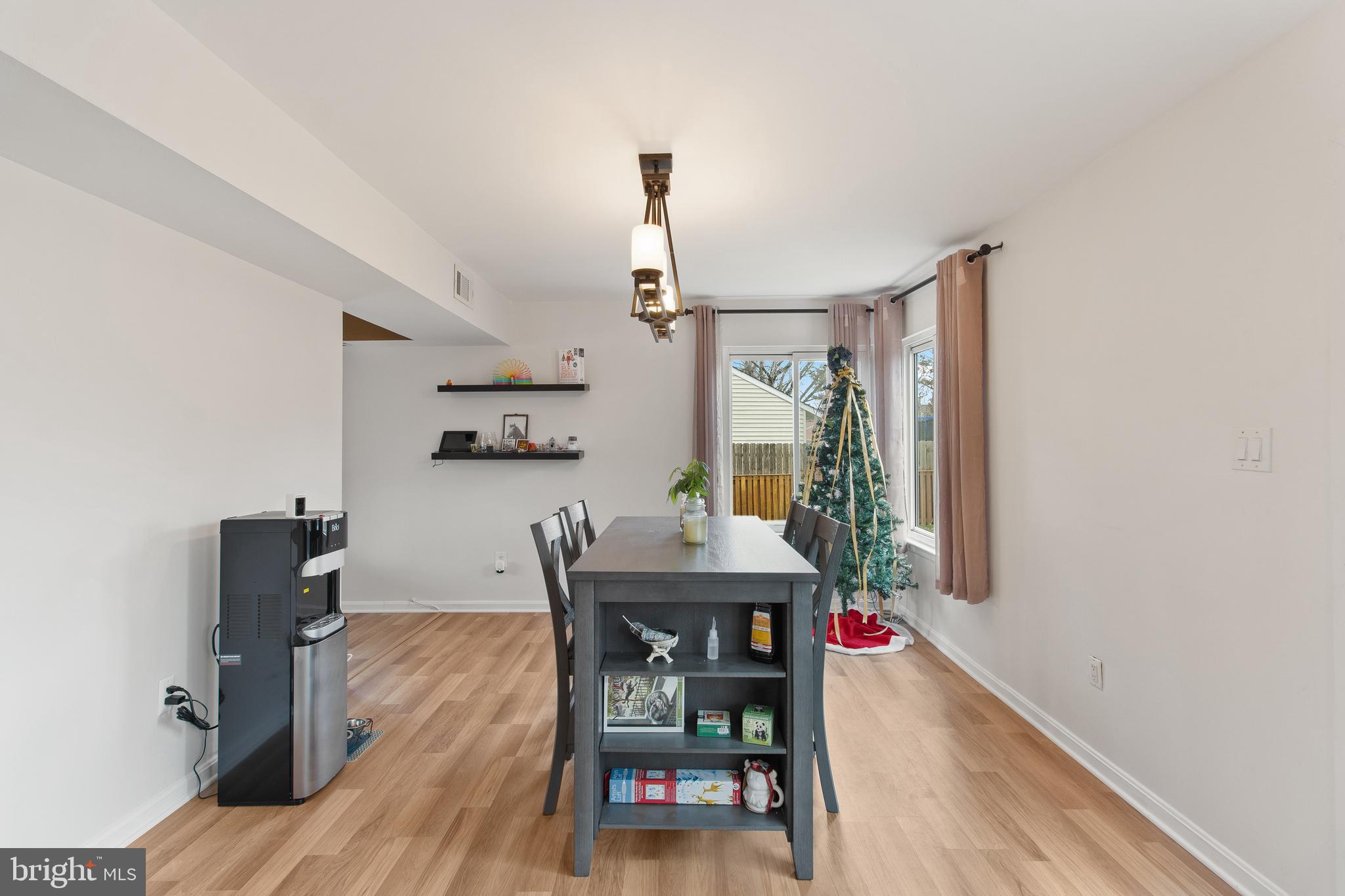 POINTER RIDGE - Residential