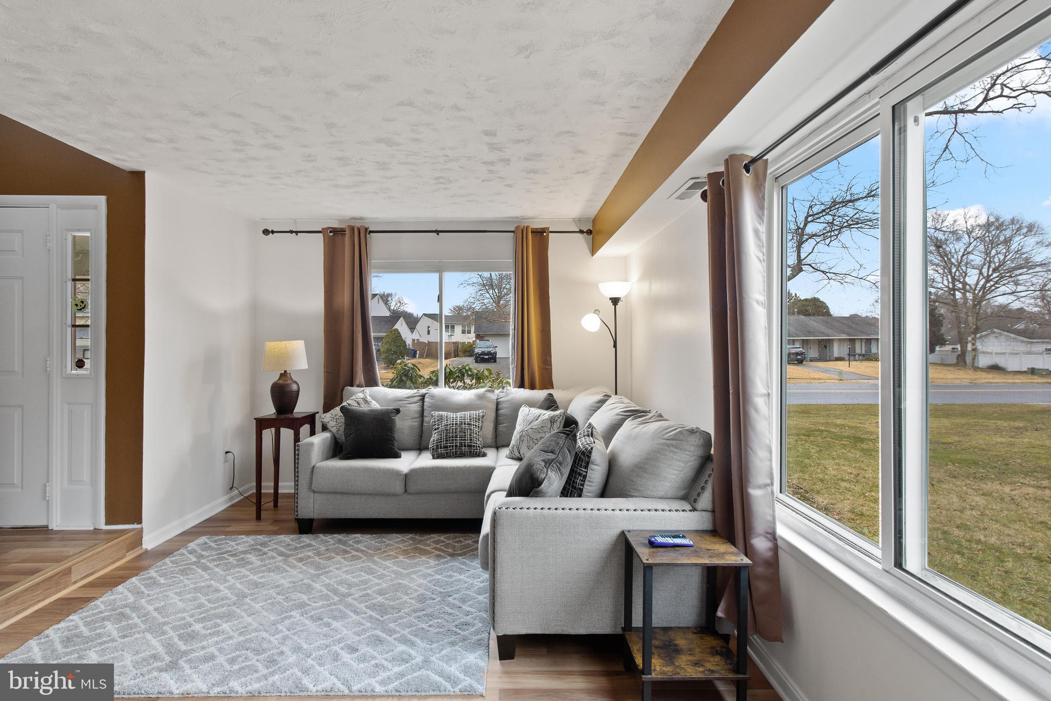 POINTER RIDGE - Residential