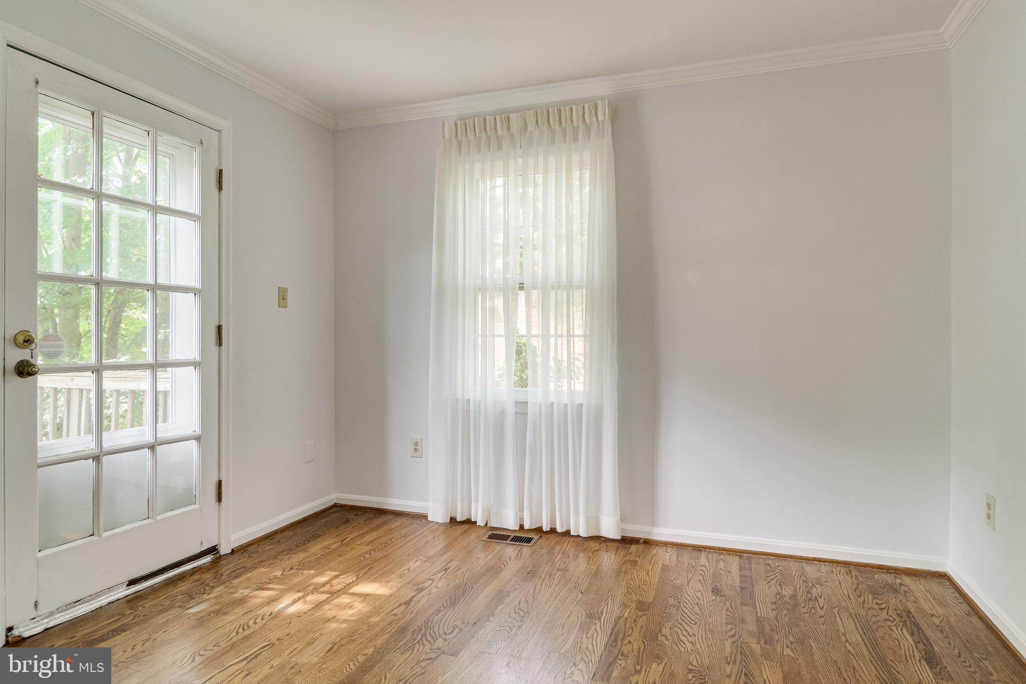 RUNNYMEADE - Residential