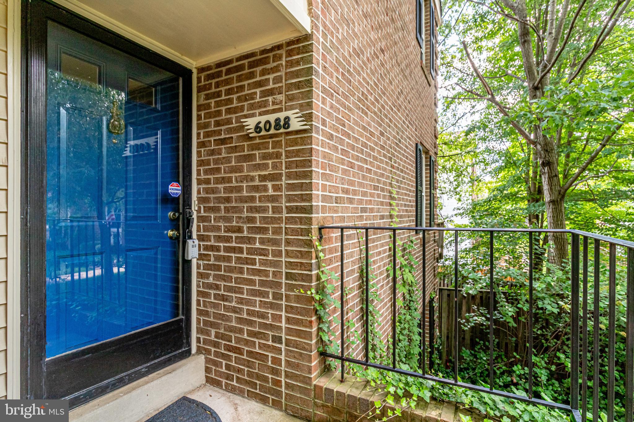 RUNNYMEADE - Residential