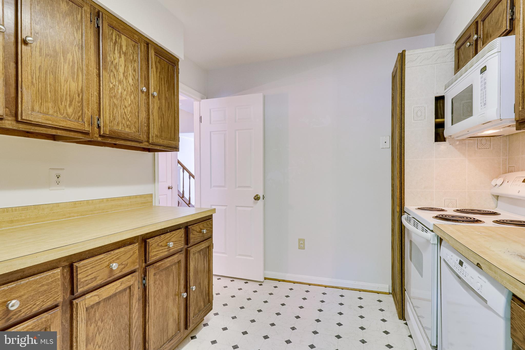 RUNNYMEADE - Residential