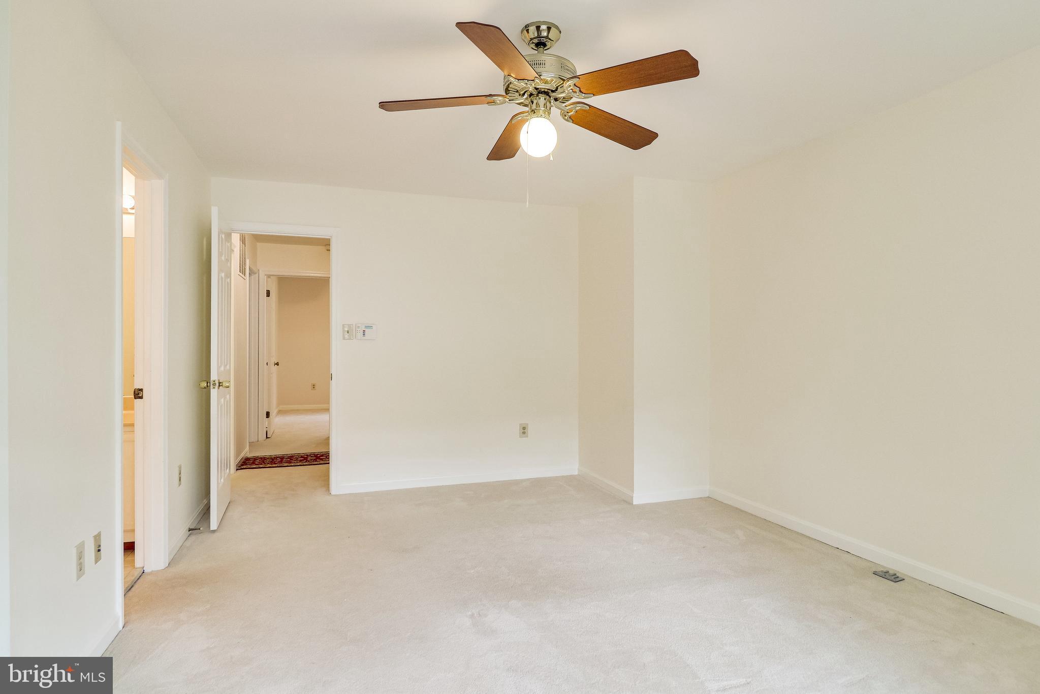 RUNNYMEADE - Residential