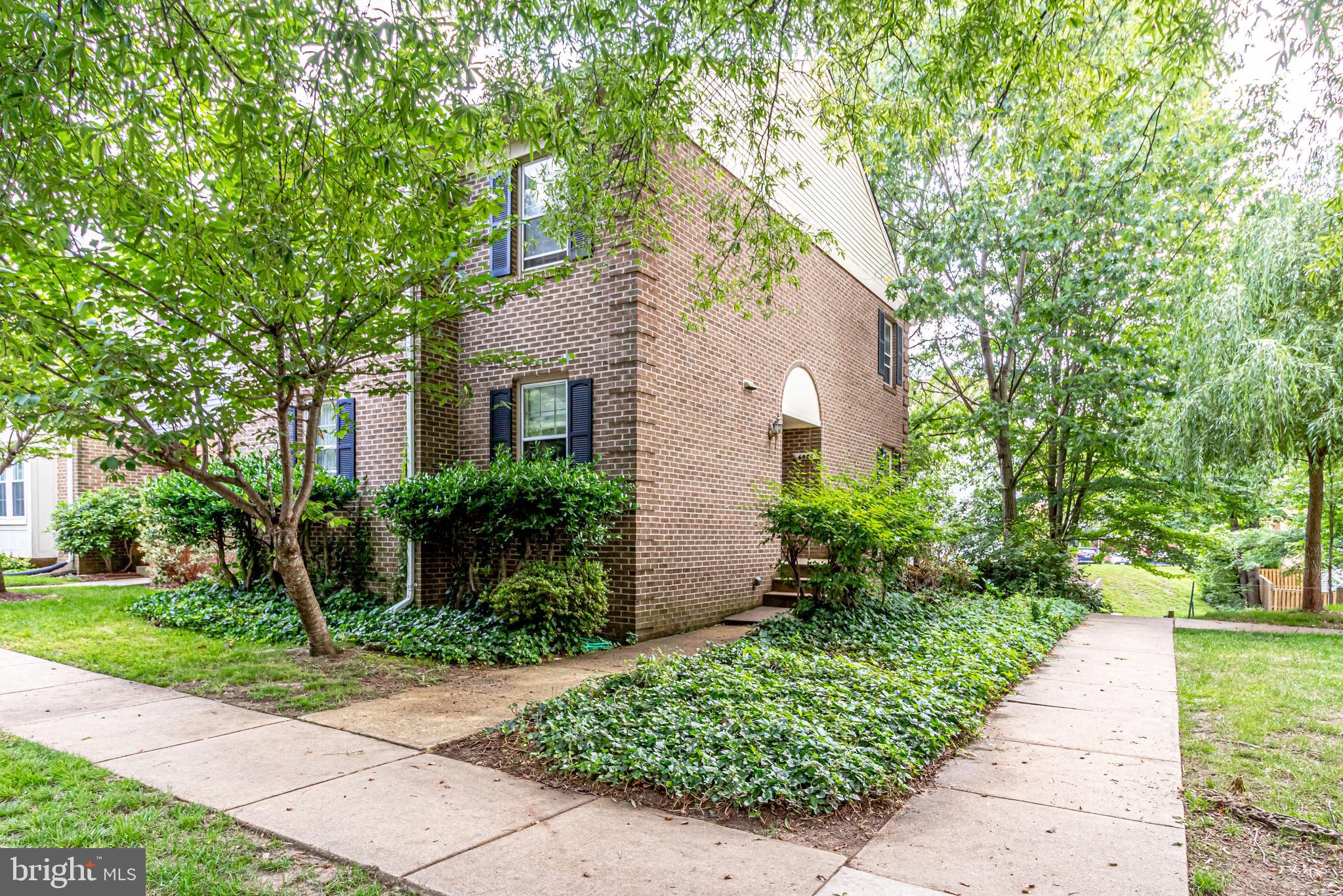 RUNNYMEADE - Residential