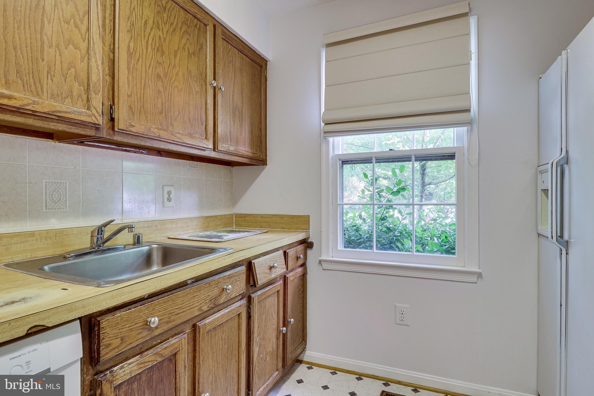 RUNNYMEADE - Residential