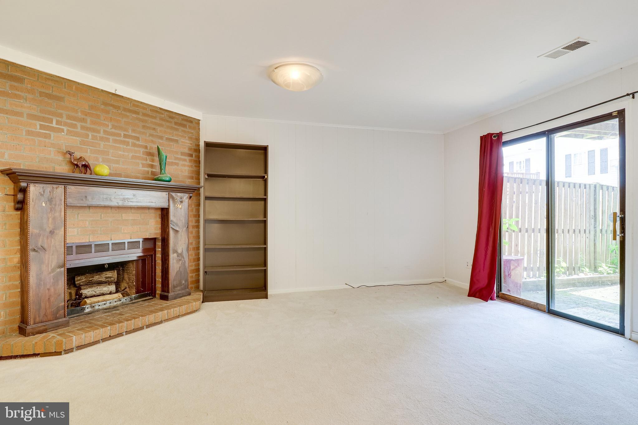 RUNNYMEADE - Residential