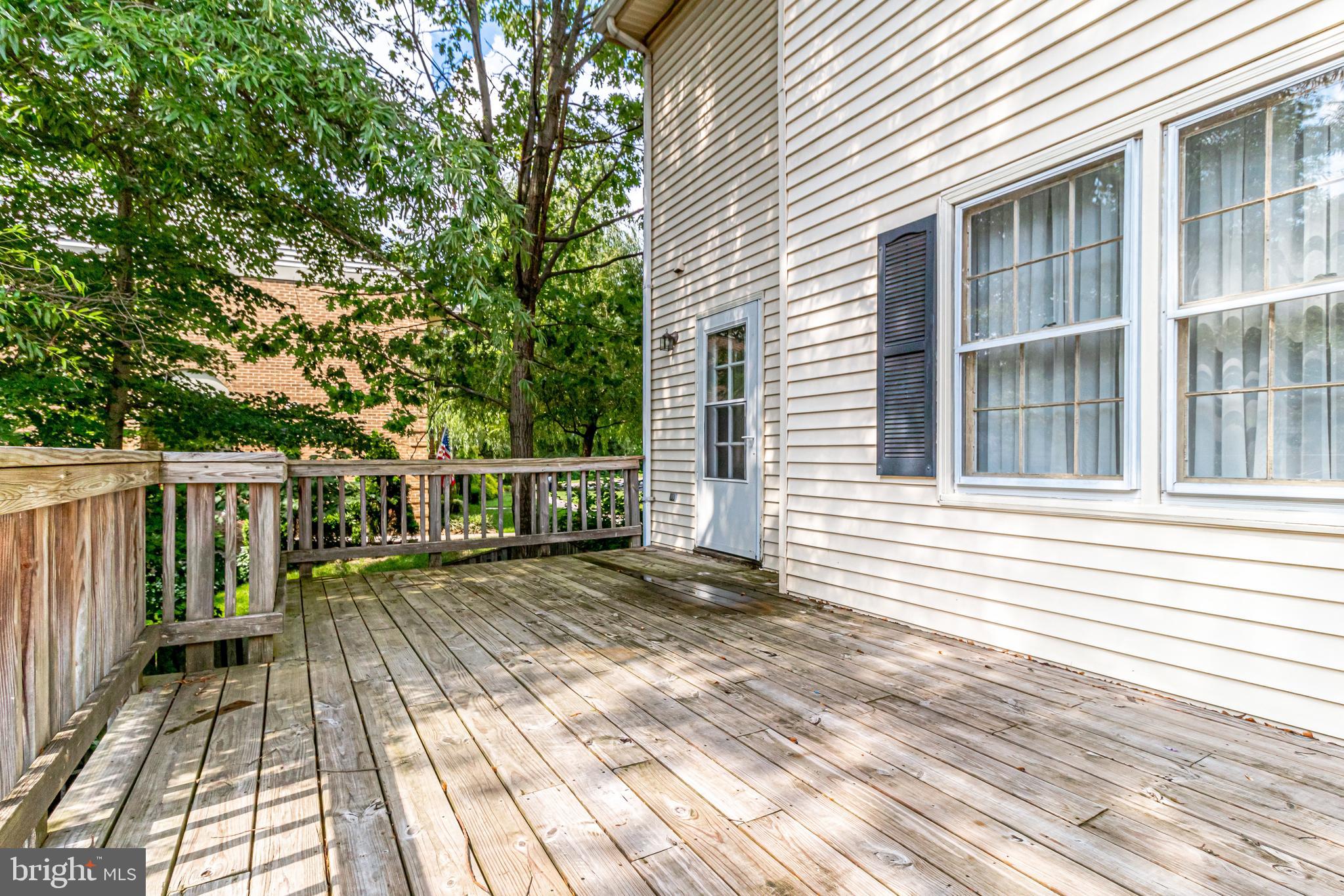 RUNNYMEADE - Residential