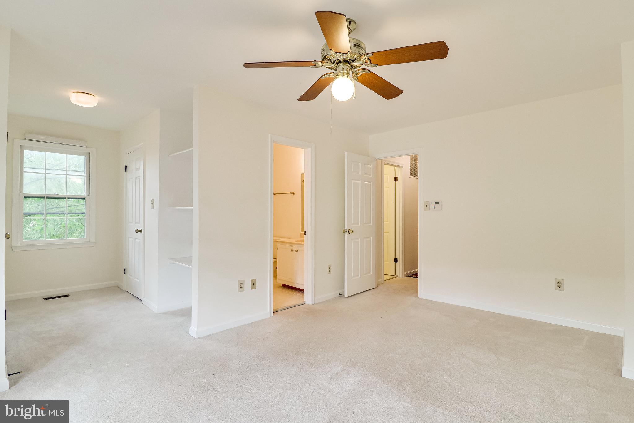 RUNNYMEADE - Residential