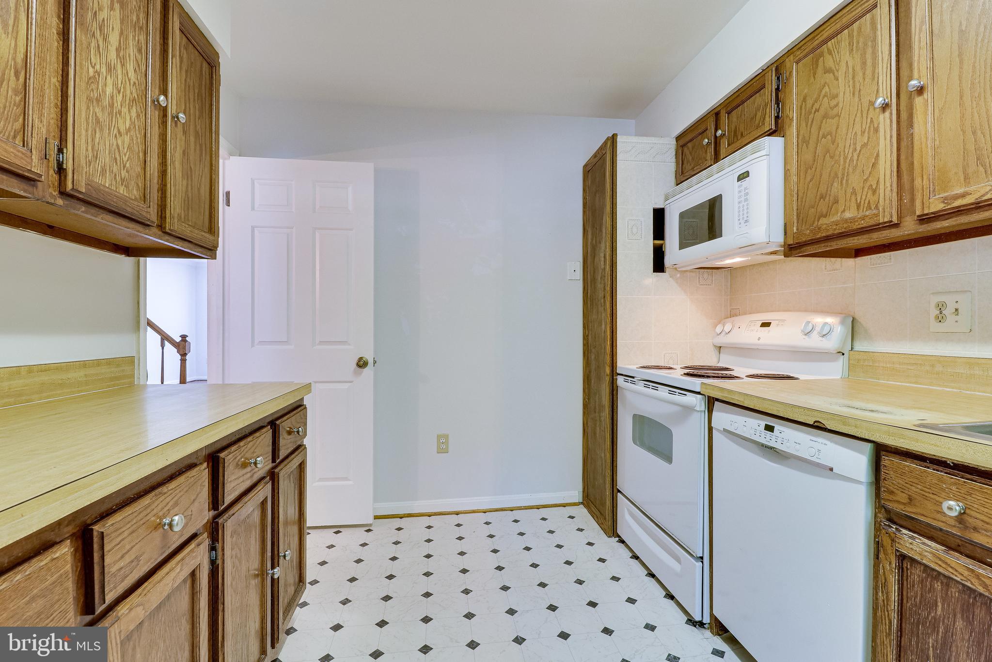 RUNNYMEADE - Residential