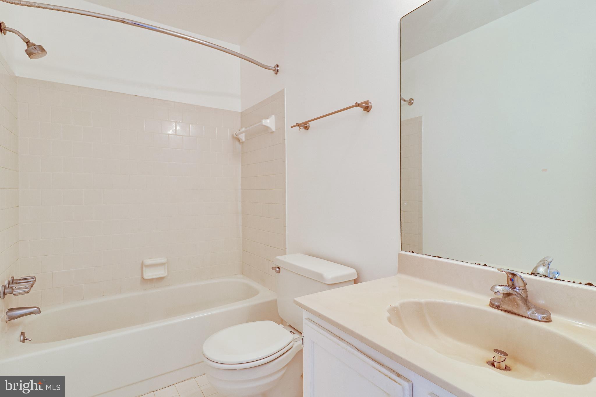 RUNNYMEADE - Residential