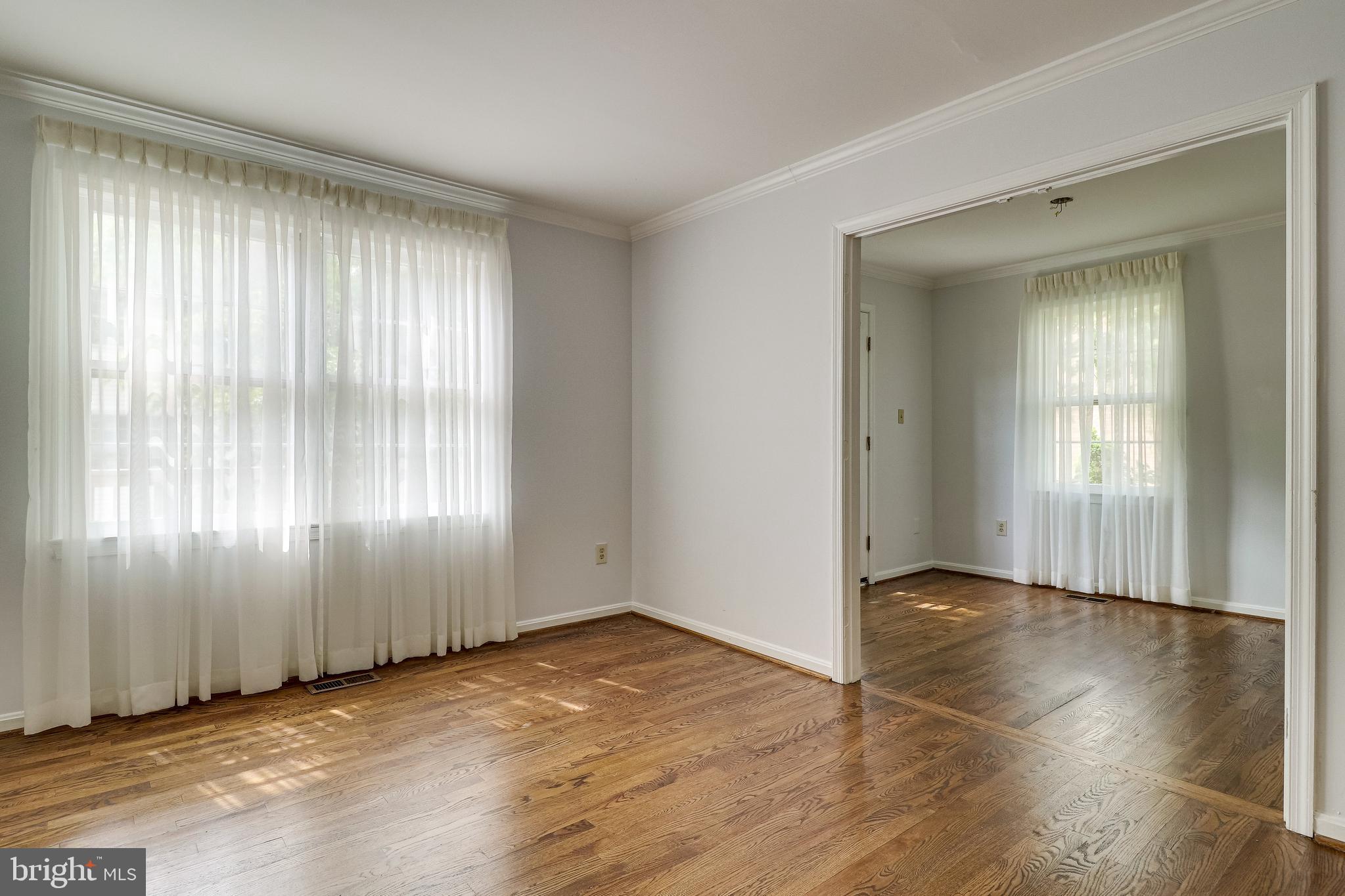 RUNNYMEADE - Residential