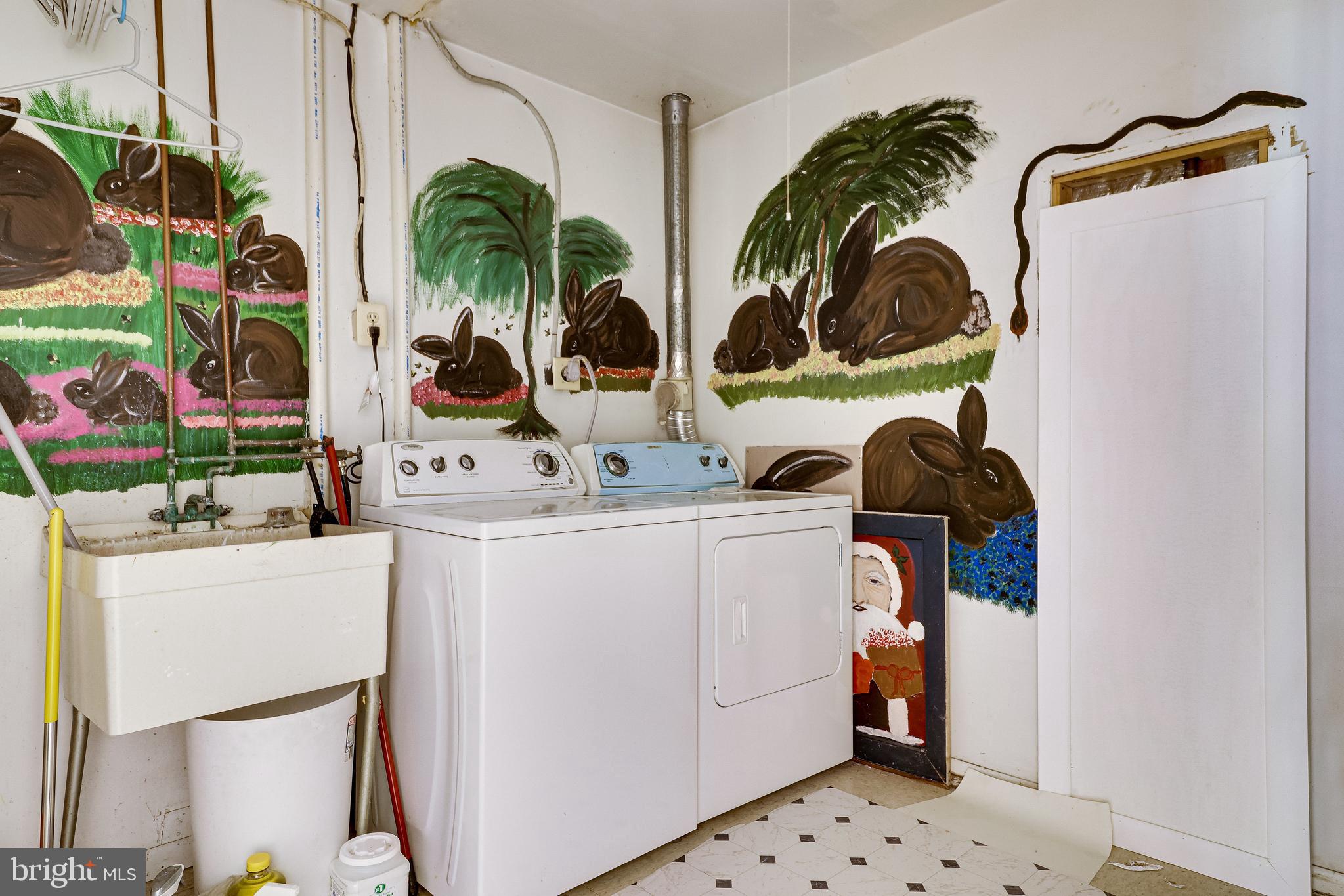 RUNNYMEADE - Residential