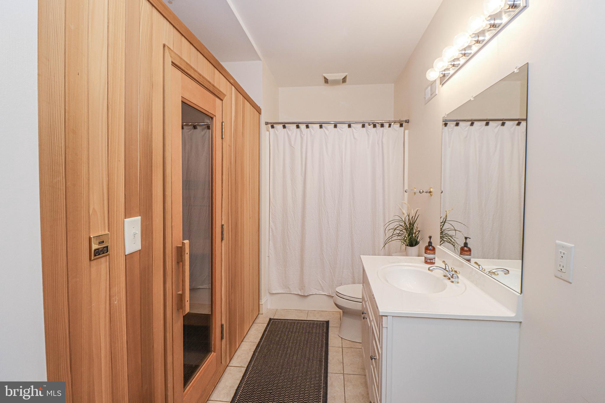 HOLMEHURST - Residential