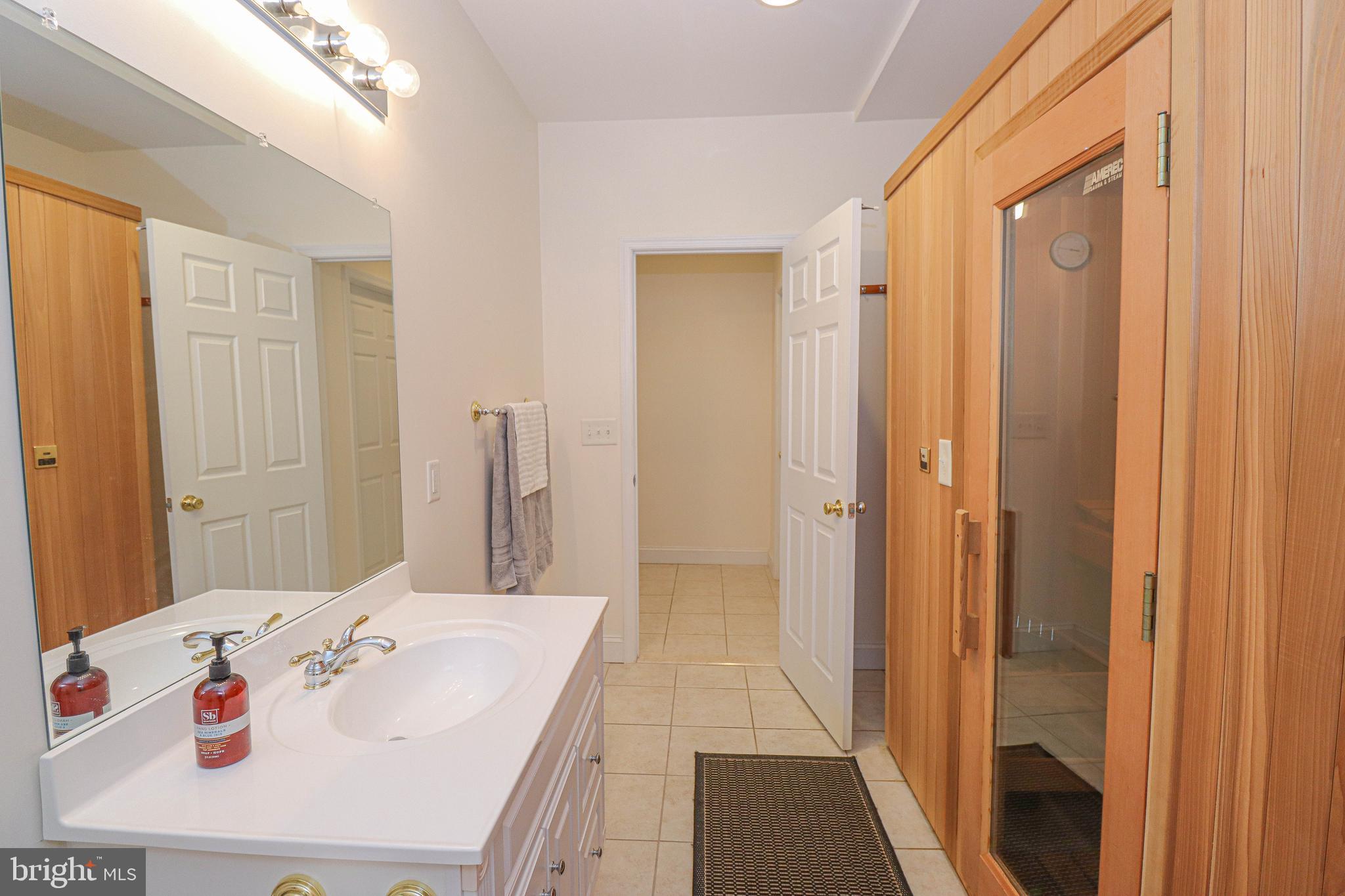 HOLMEHURST - Residential