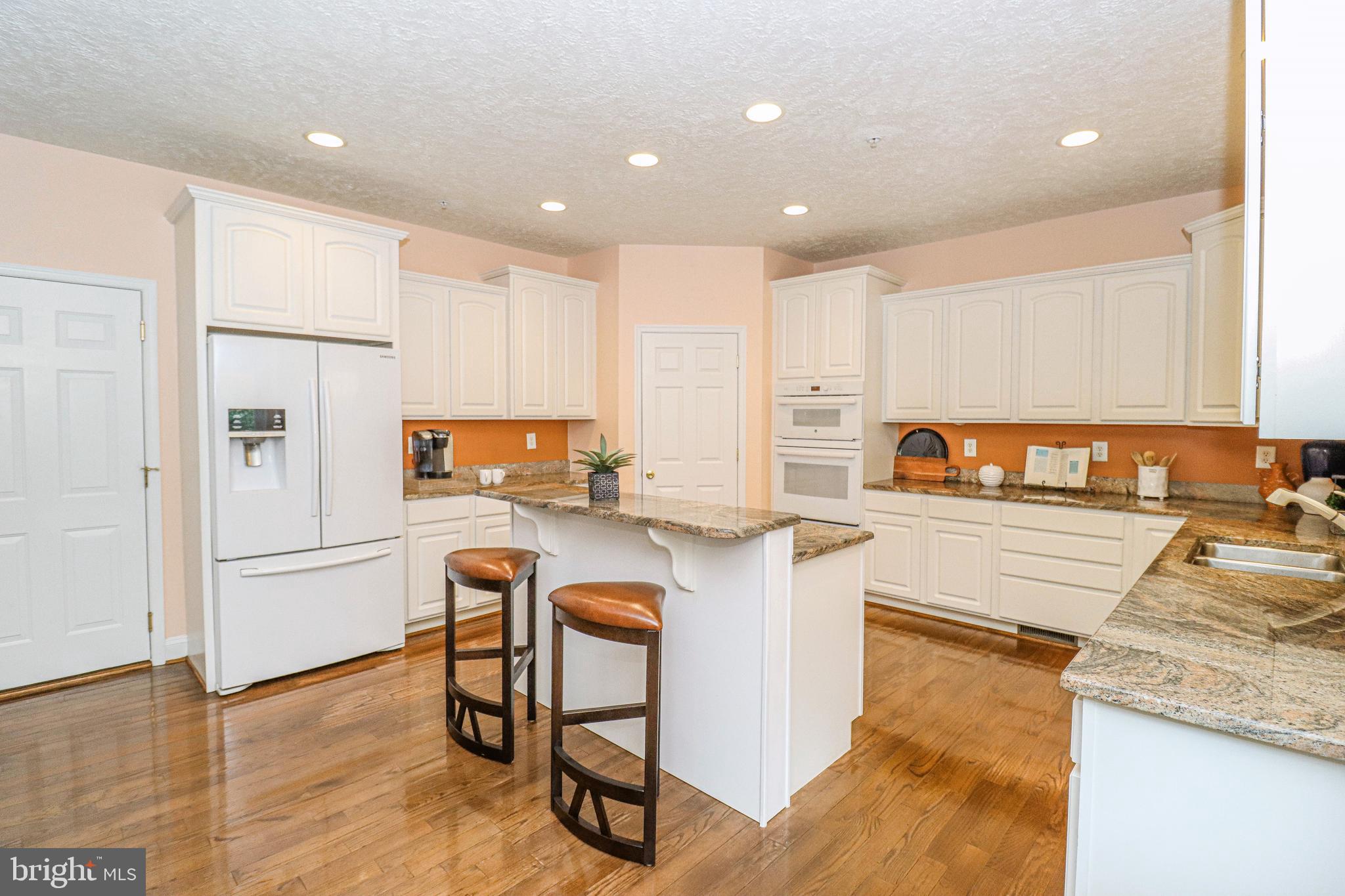 HOLMEHURST - Residential