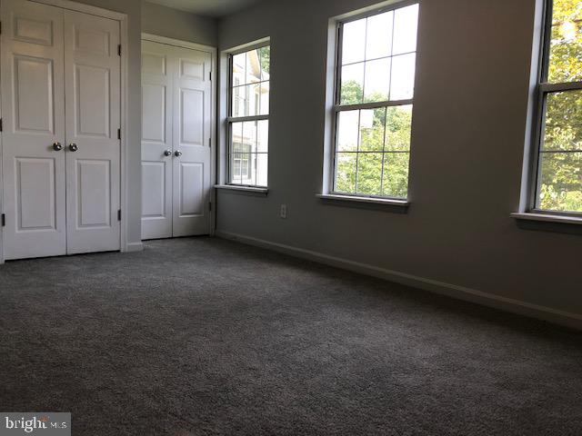 KINGS GRANT - Residential