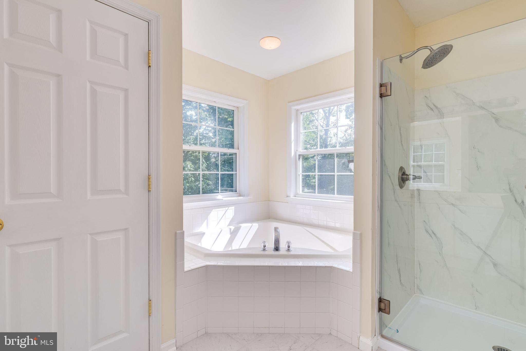 TOMAHAWK RUN - Residential