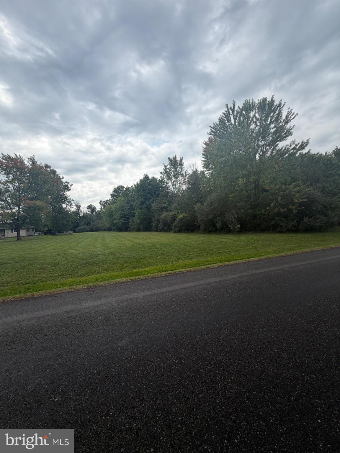 104 BARBERTOWN-PT BREEZE ROAD