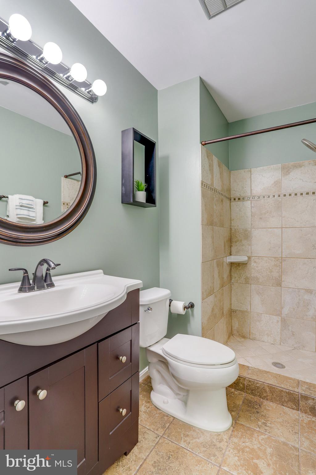 LITTLE RIVER MEWS - Residential Lease