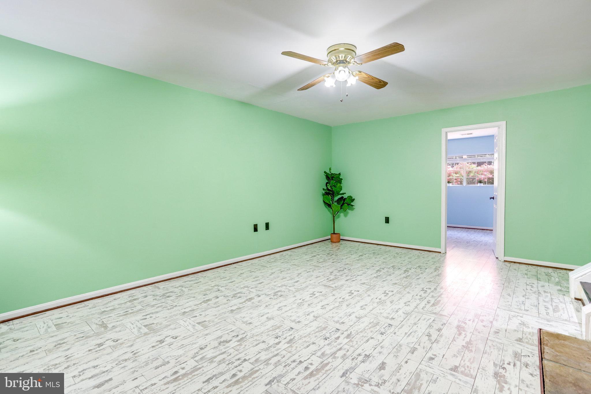 LITTLE RIVER MEWS - Residential Lease