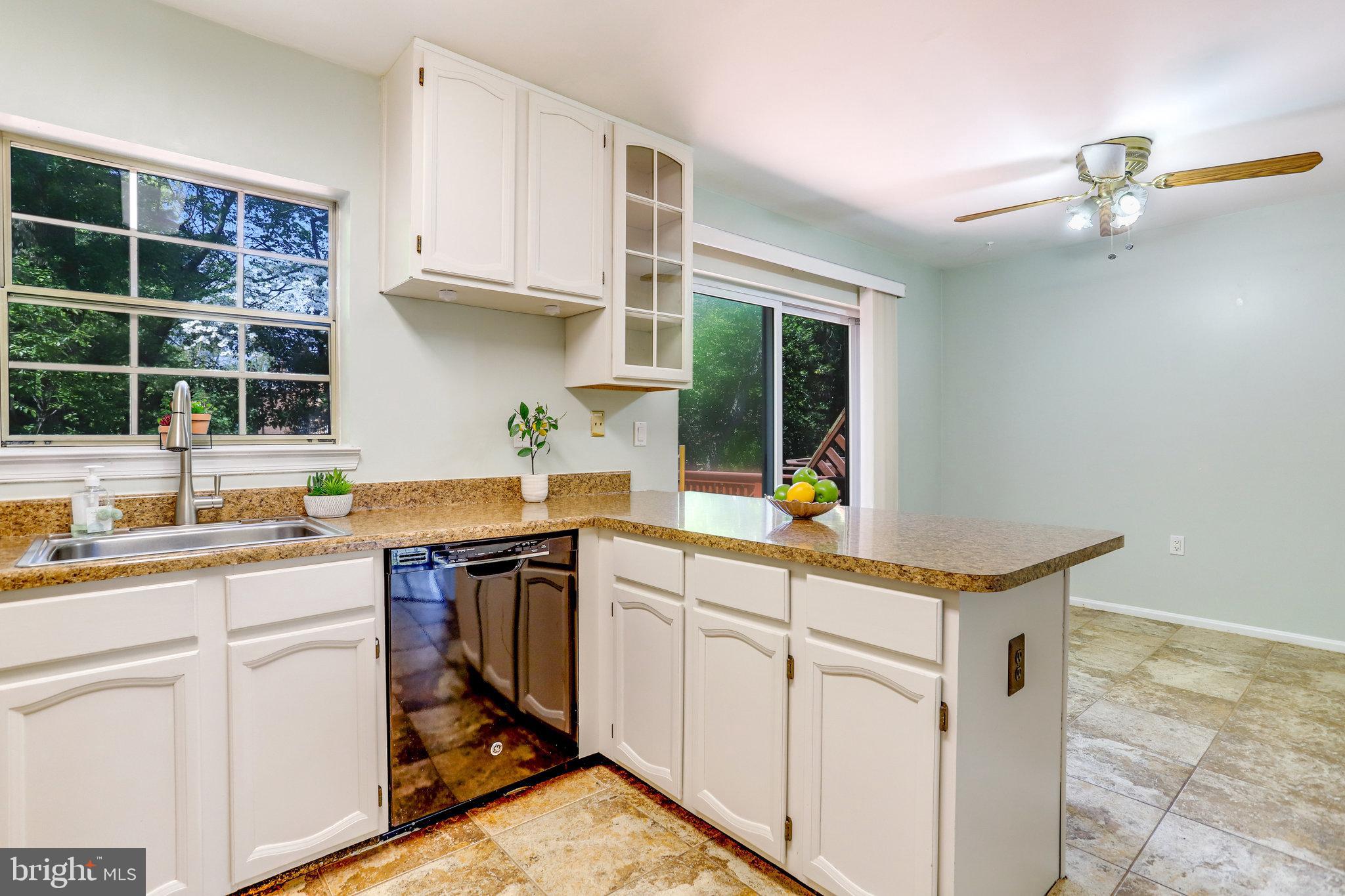 LITTLE RIVER MEWS - Residential Lease