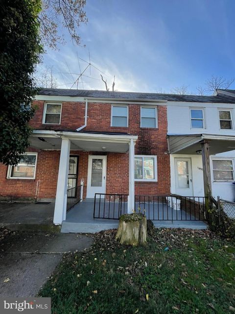 Townhouse For Sale - 4826 Beaufort Avenue<br/> Baltimore City County, BALTIMORE, MD 21215