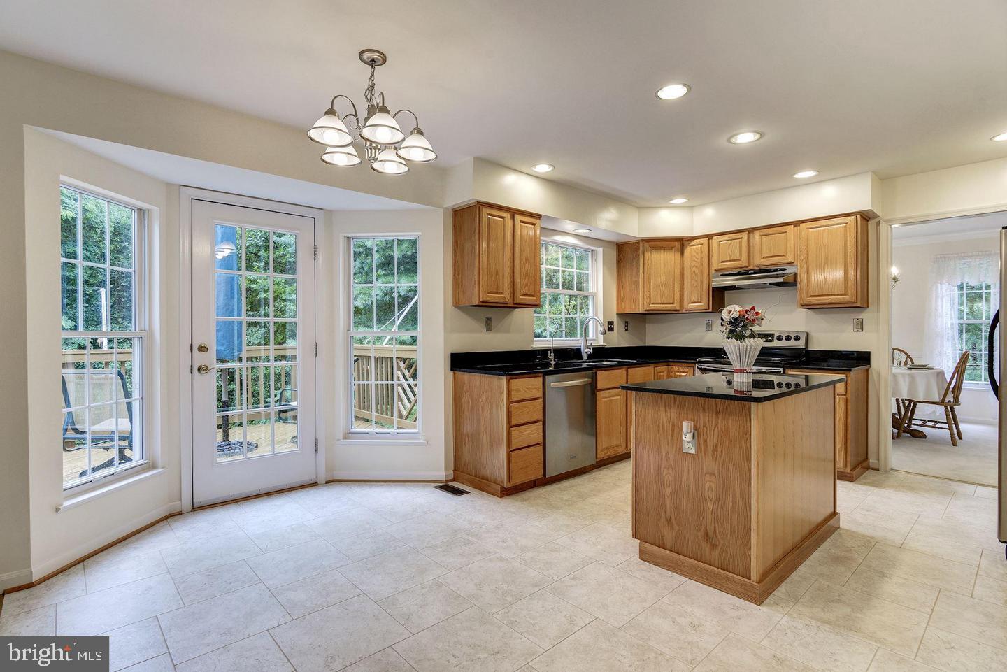 KINGSVIEW RIDGE - Residential