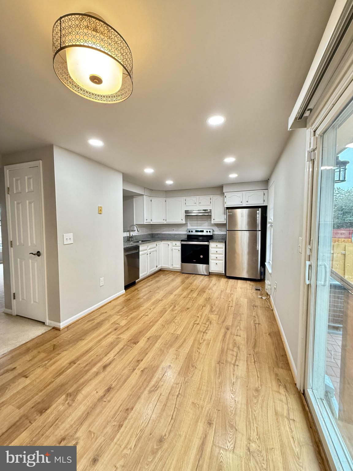 16946 MONMOUTH COURT