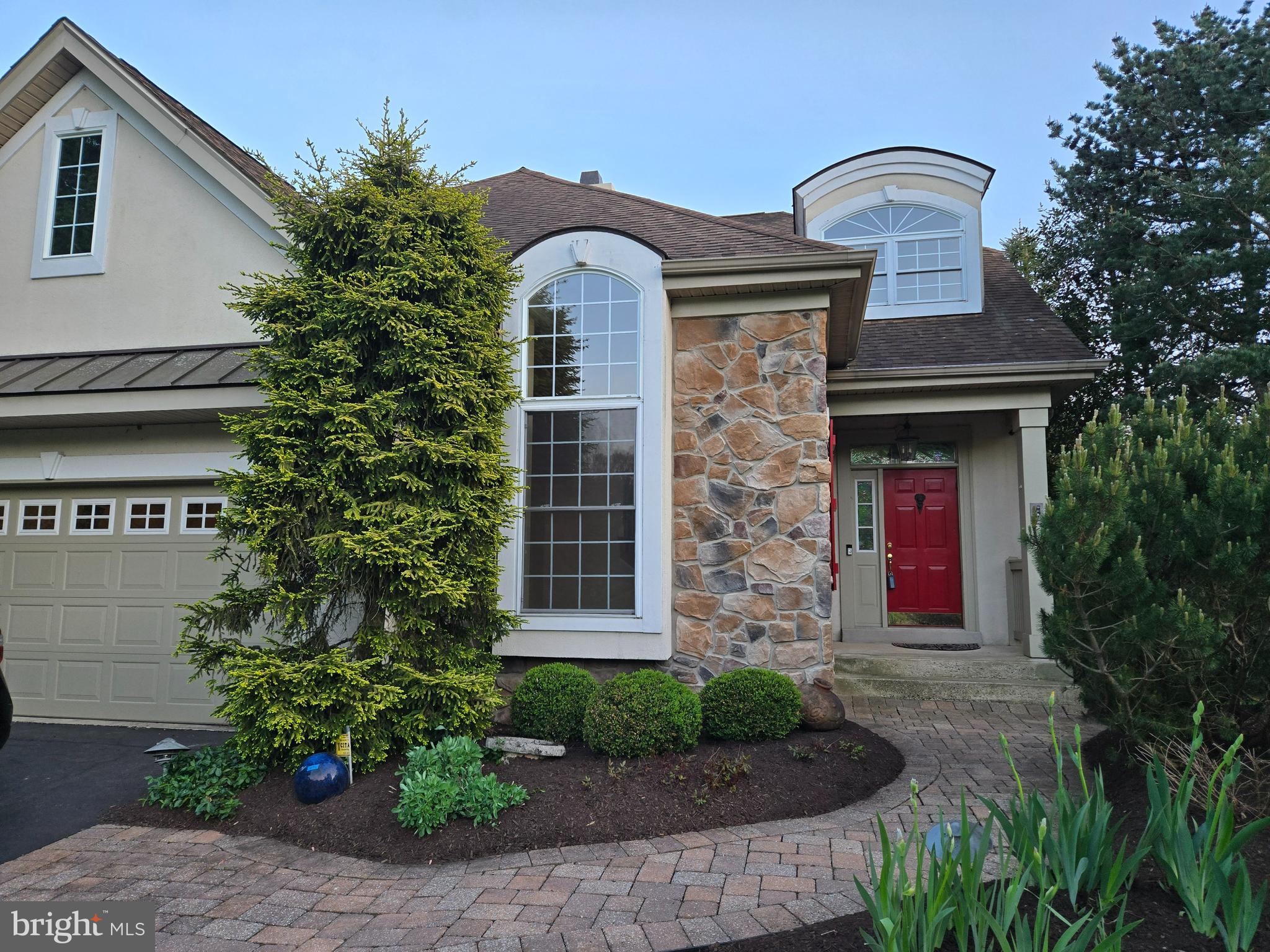 FOX RUN PRESERVE - Residential