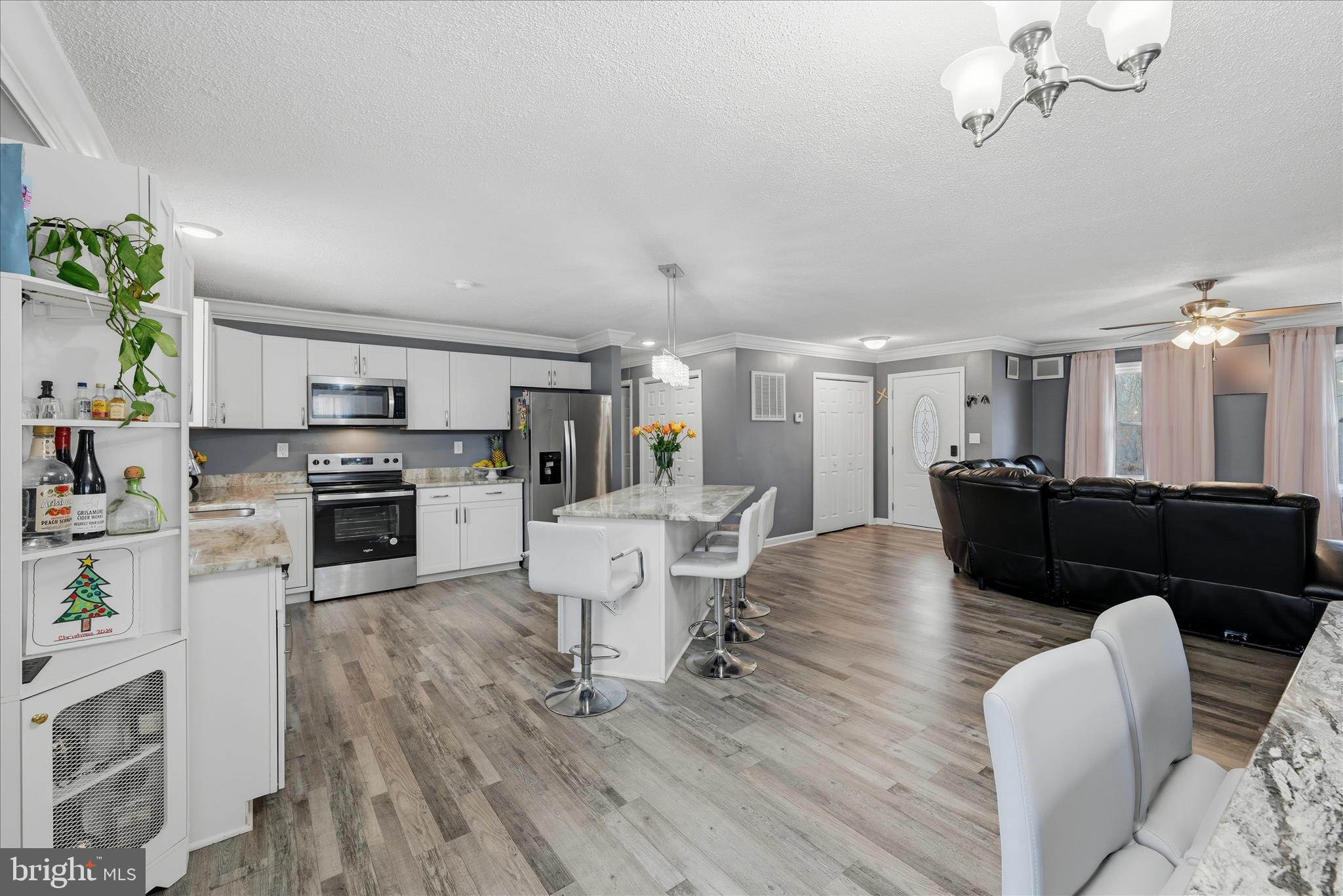 WESTBURY - Residential