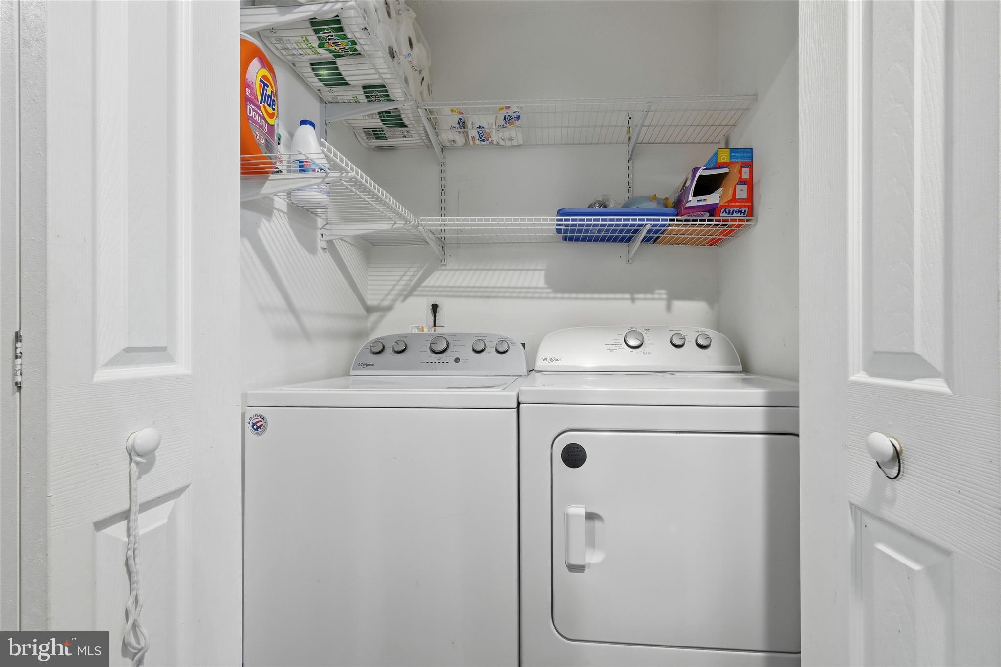 WESTBURY - Residential