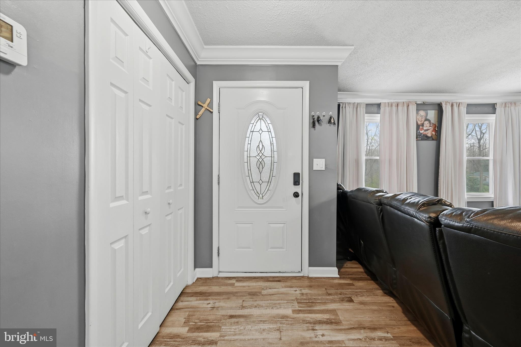 WESTBURY - Residential