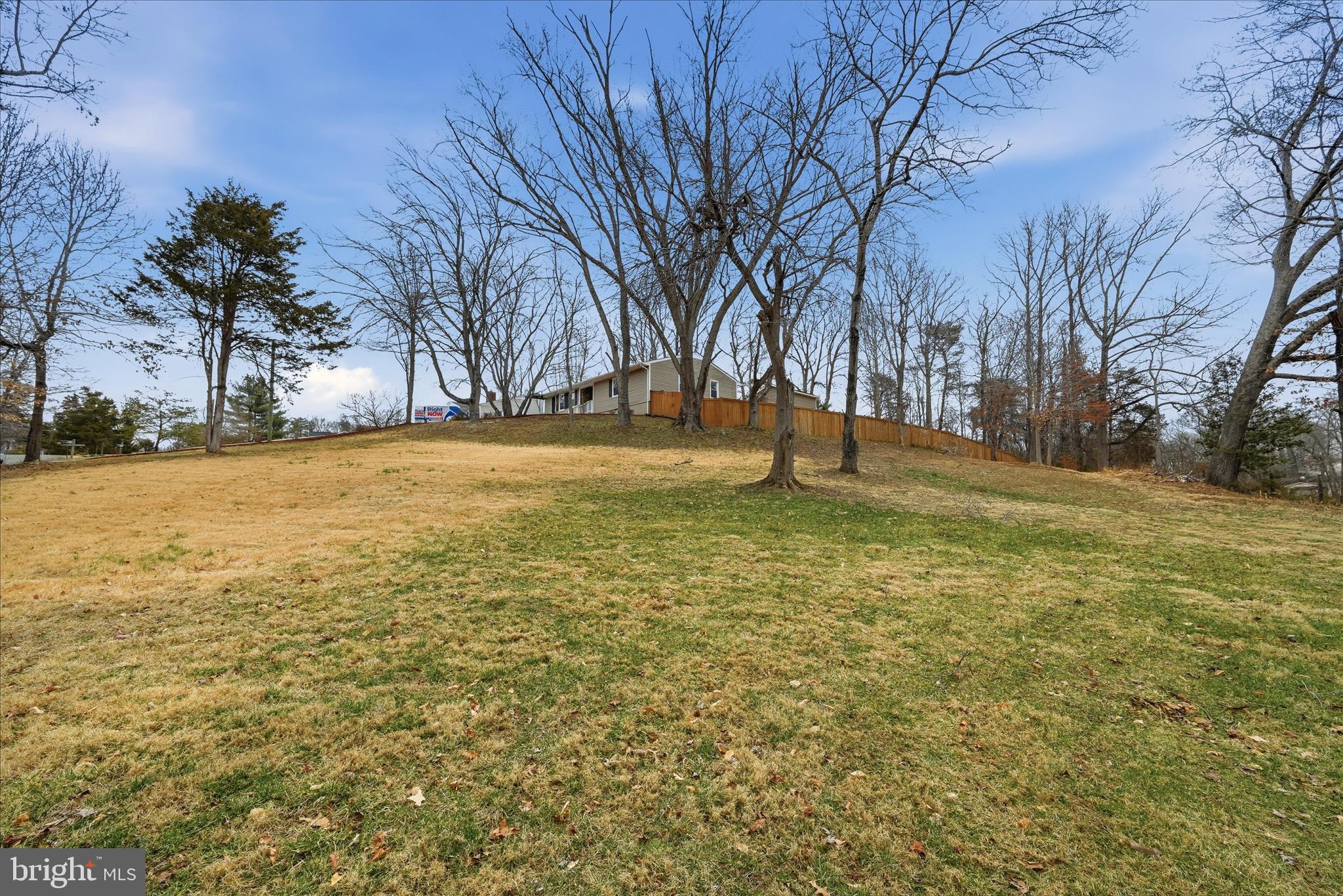 WESTBURY - Residential