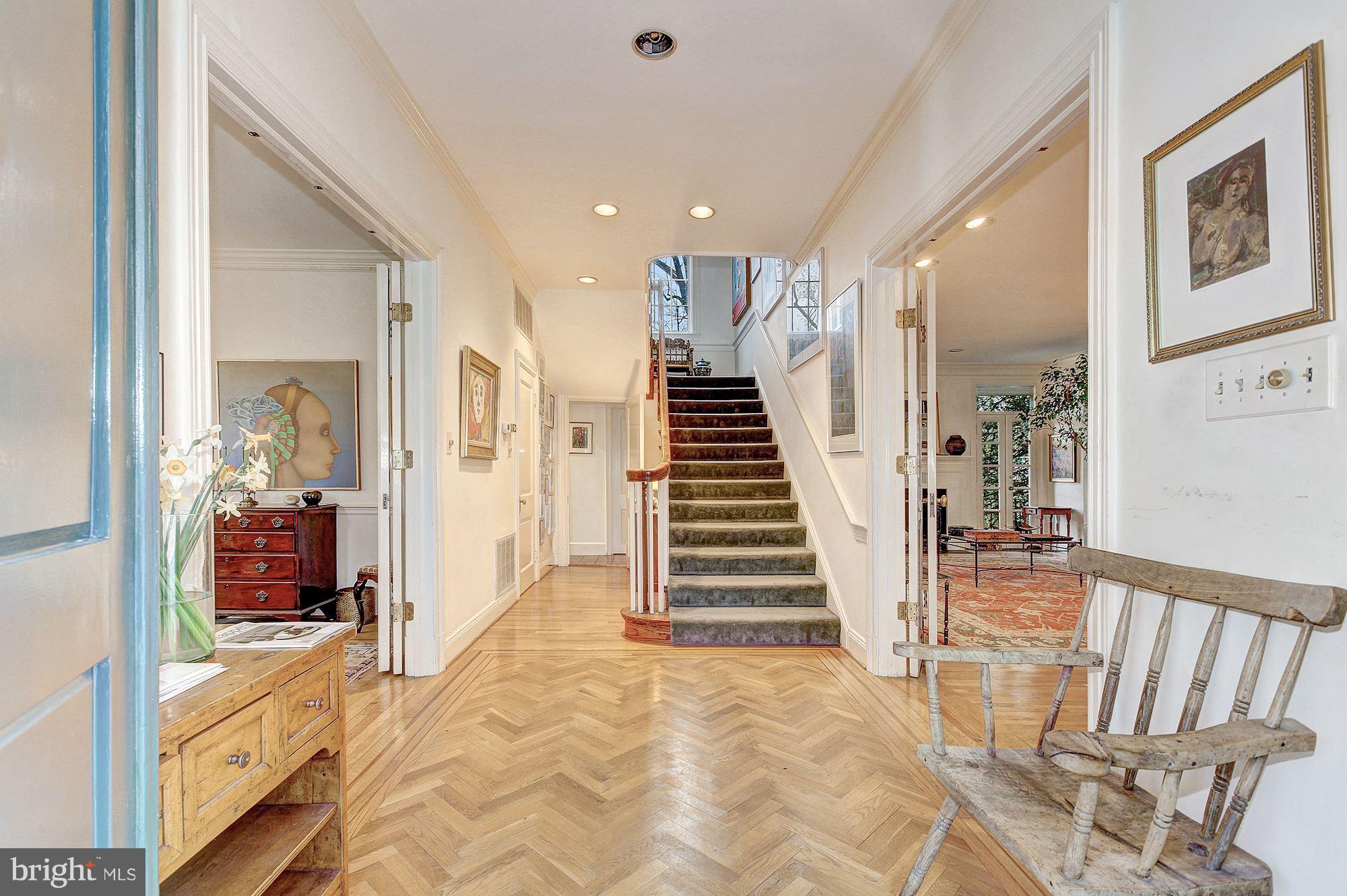 CLEVELAND PARK - Residential