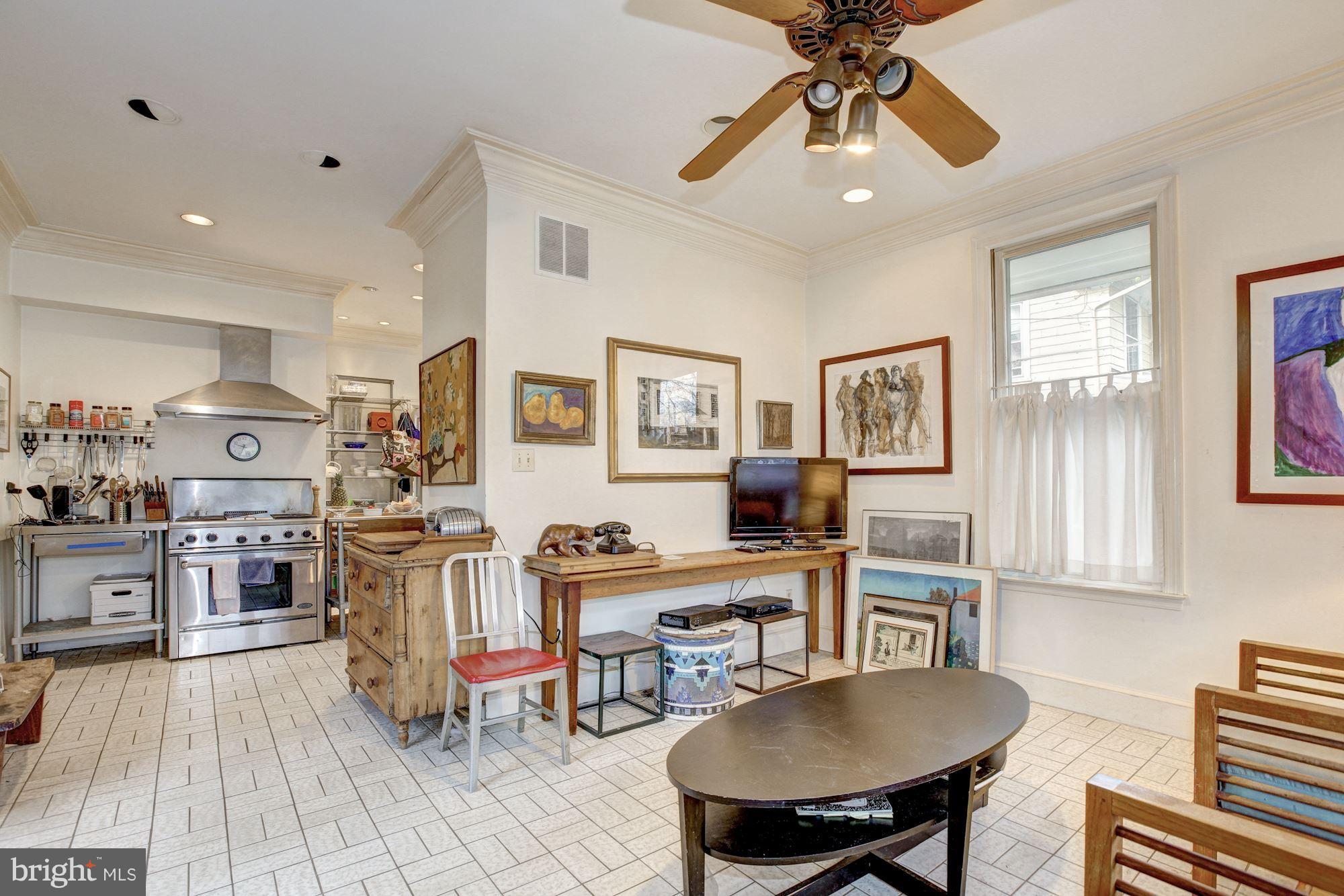 CLEVELAND PARK - Residential