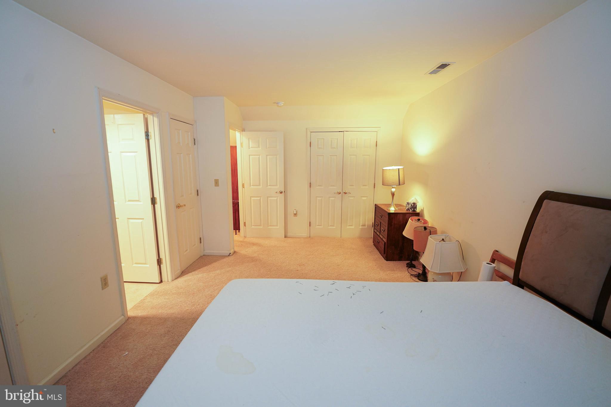 SCHUMAKER MANOR - Residential