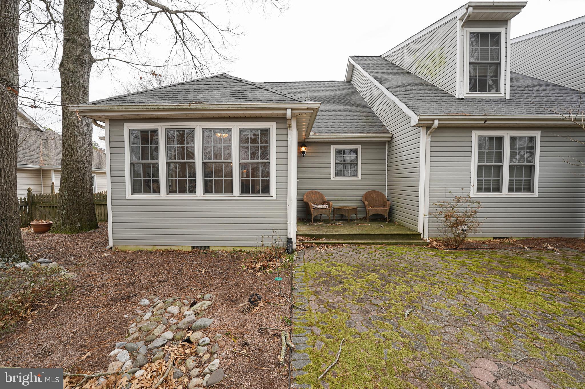 SCHUMAKER MANOR - Residential