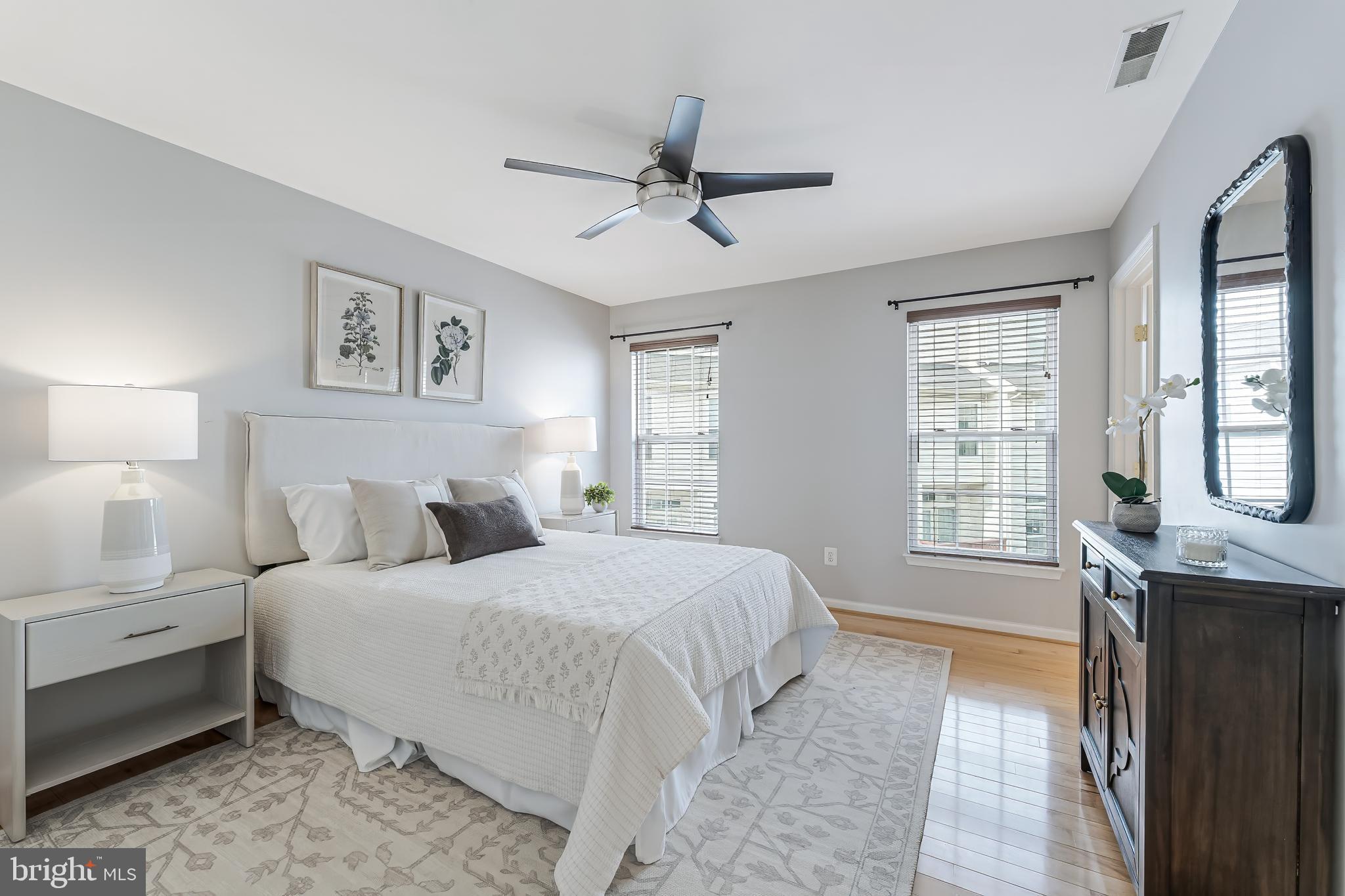 METRO PLACE AT DUNN LORING - Residential