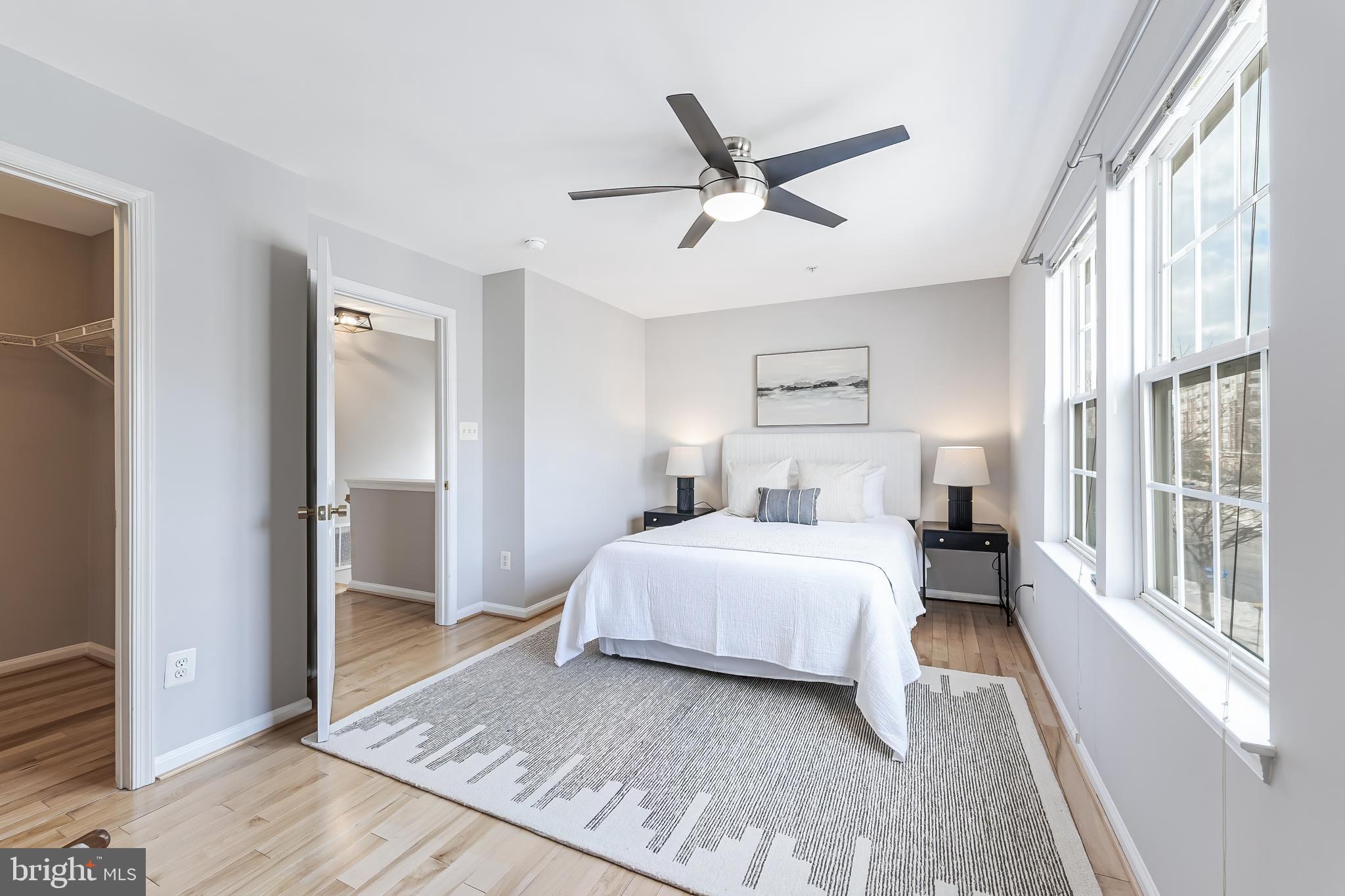 METRO PLACE AT DUNN LORING - Residential