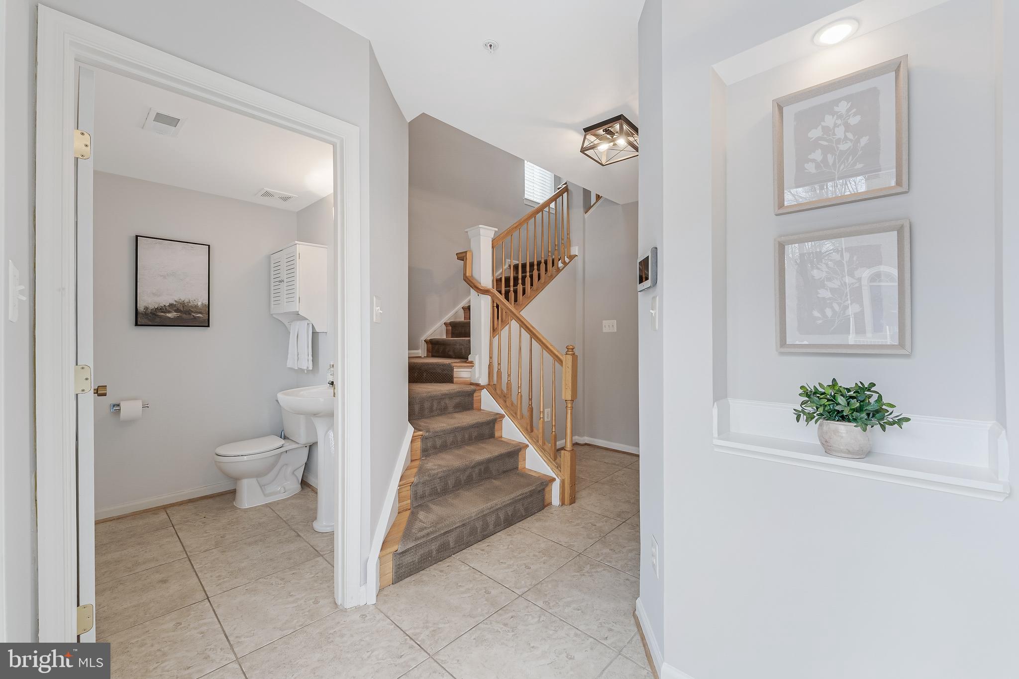 METRO PLACE AT DUNN LORING - Residential