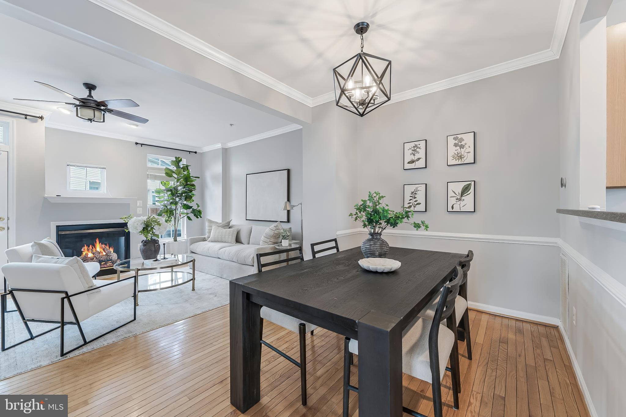 METRO PLACE AT DUNN LORING - Residential