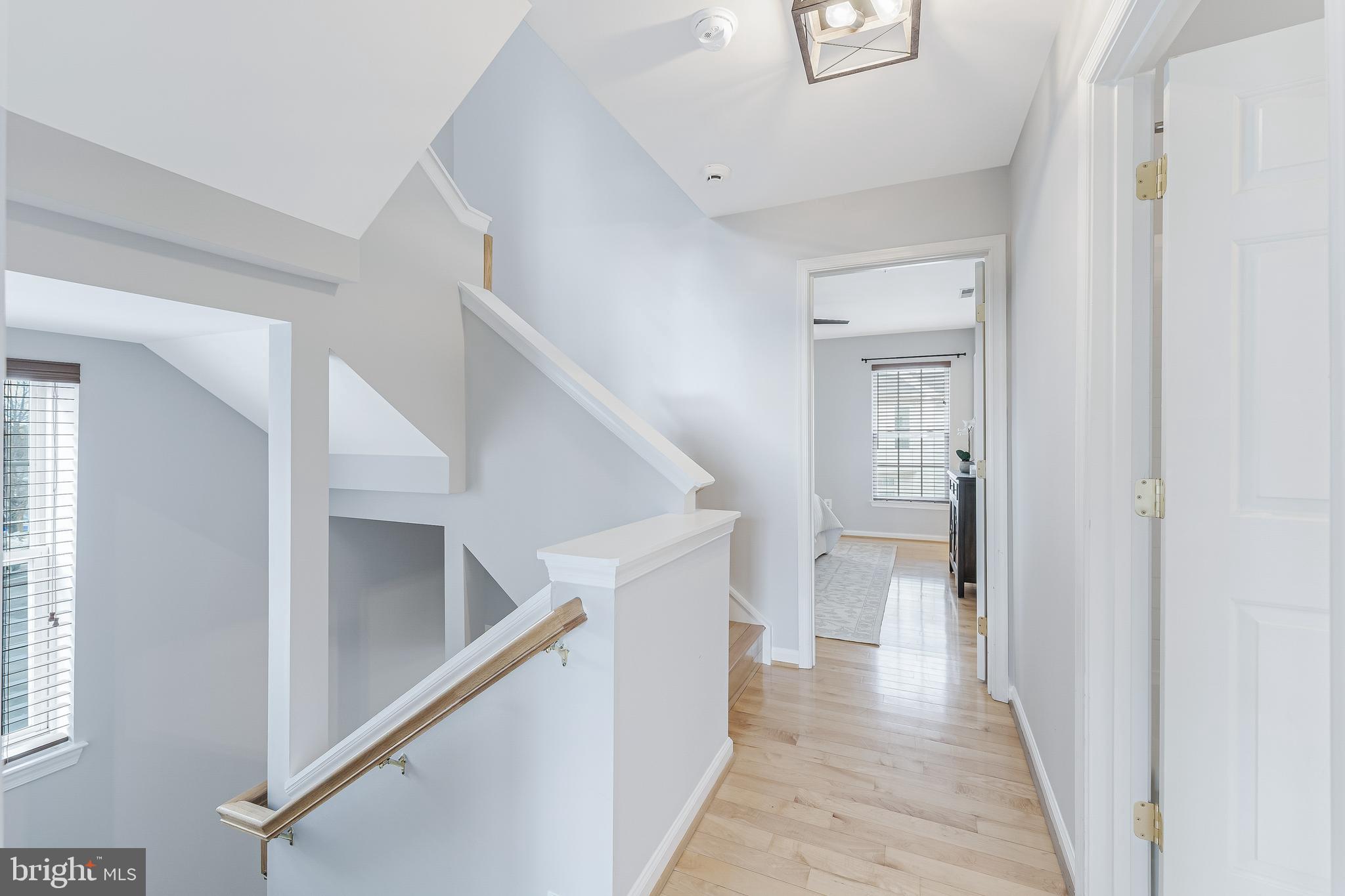 METRO PLACE AT DUNN LORING - Residential