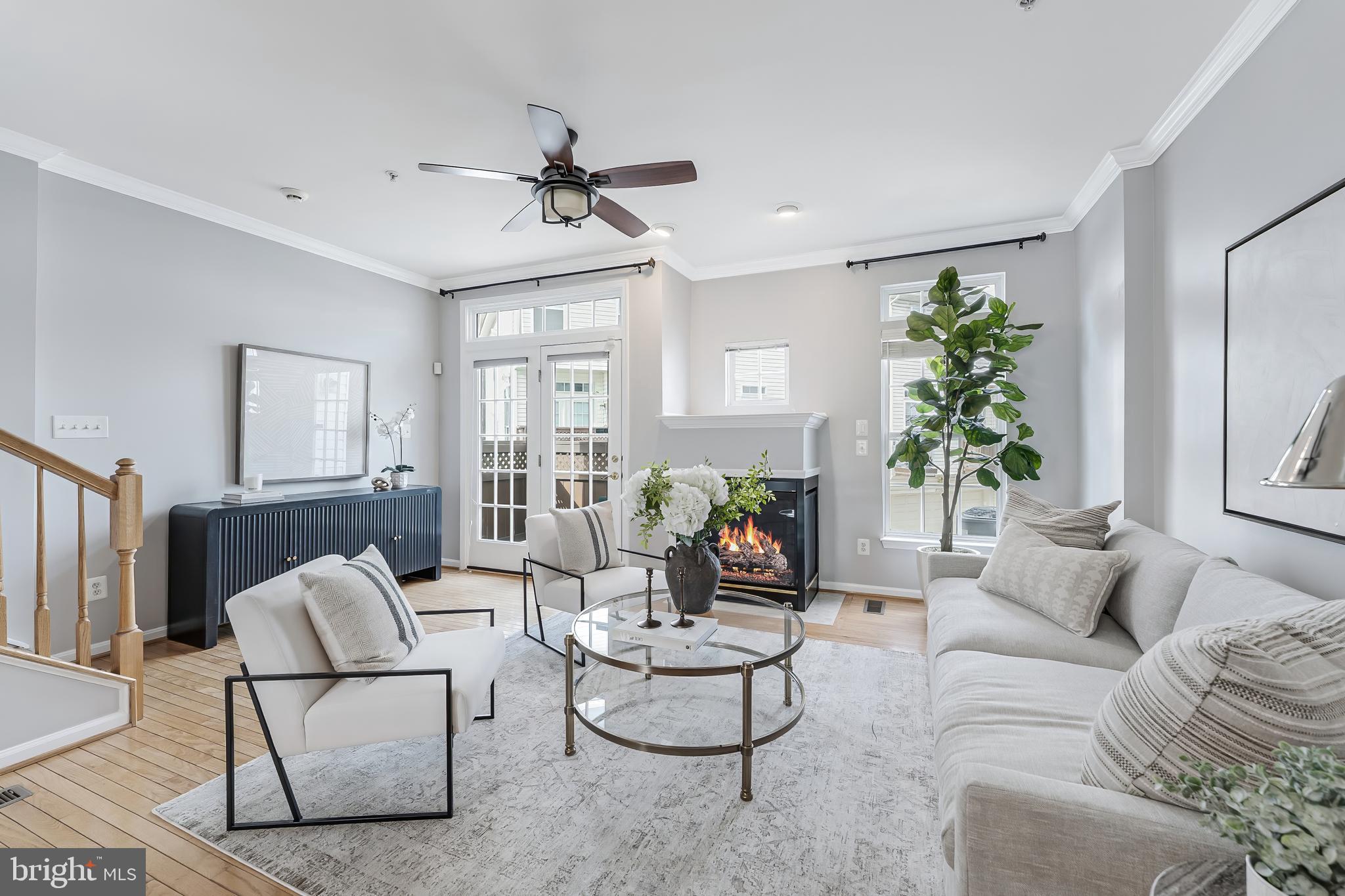 METRO PLACE AT DUNN LORING - Residential