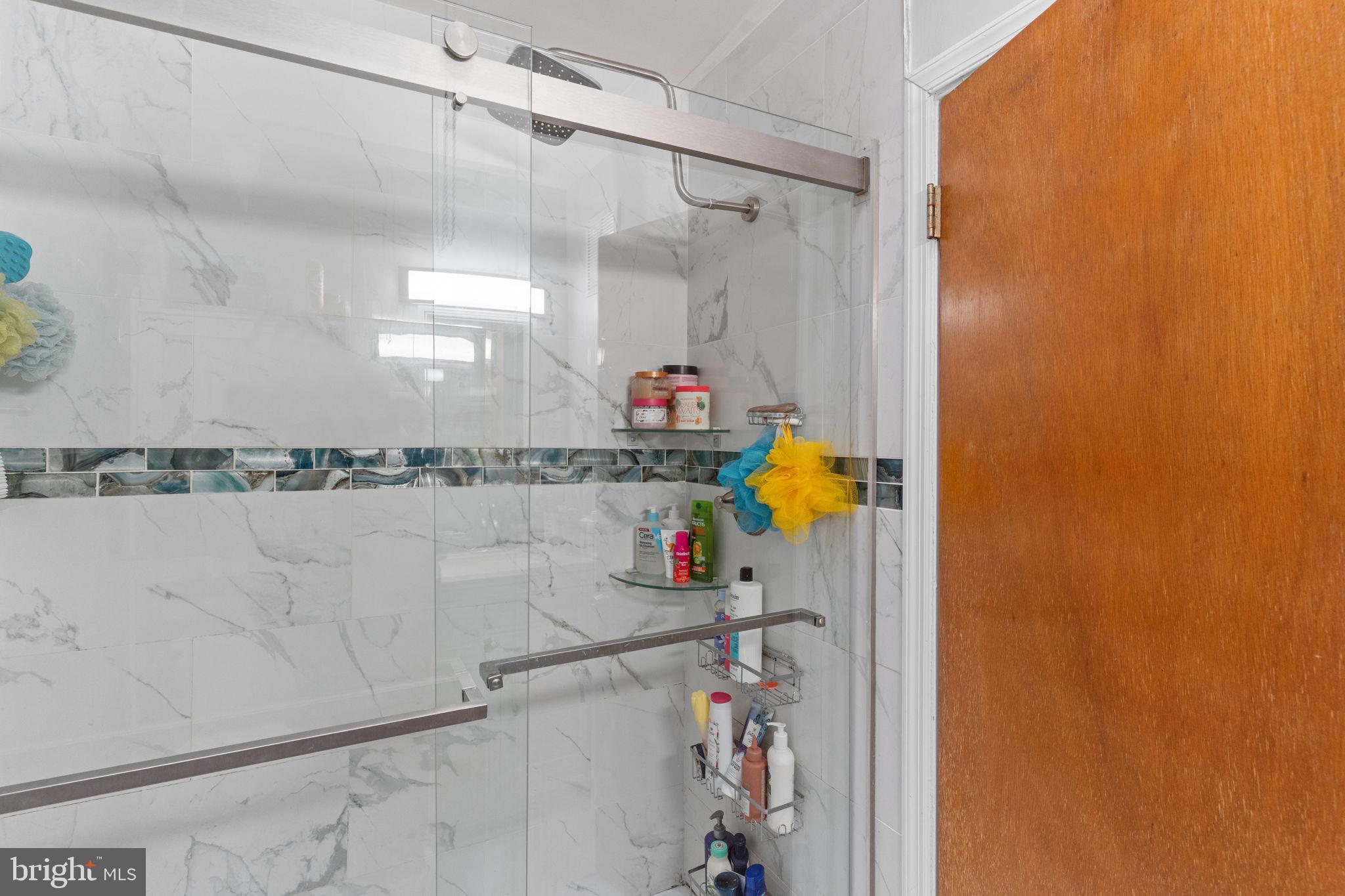 KREWSTOWN - Residential