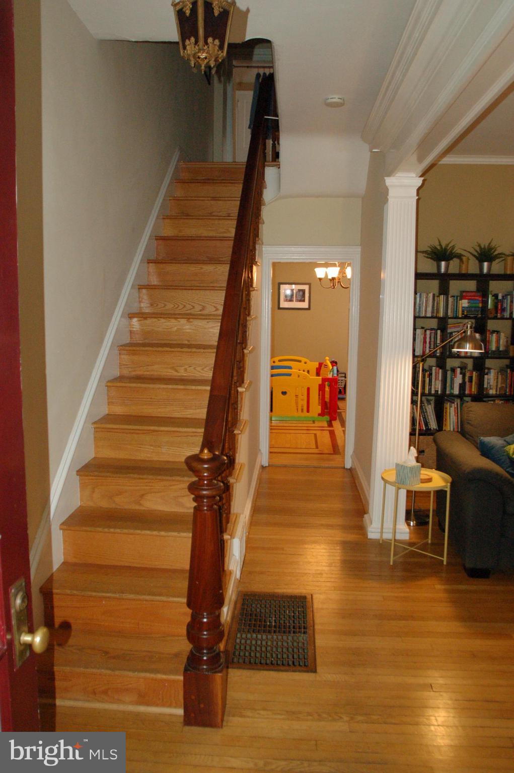 CHESTNUT HILL - Residential