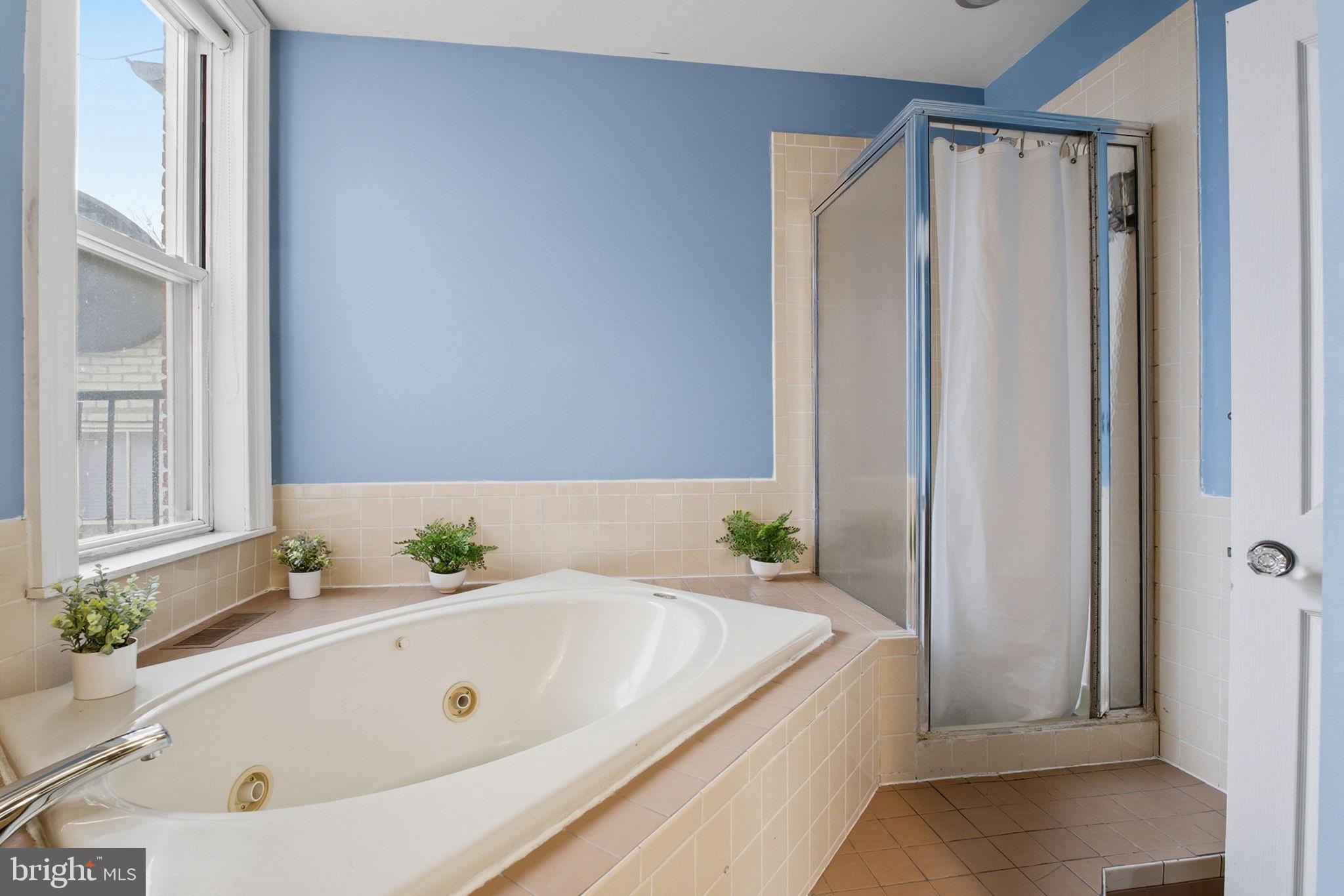 BUTCHERS HILL - Residential