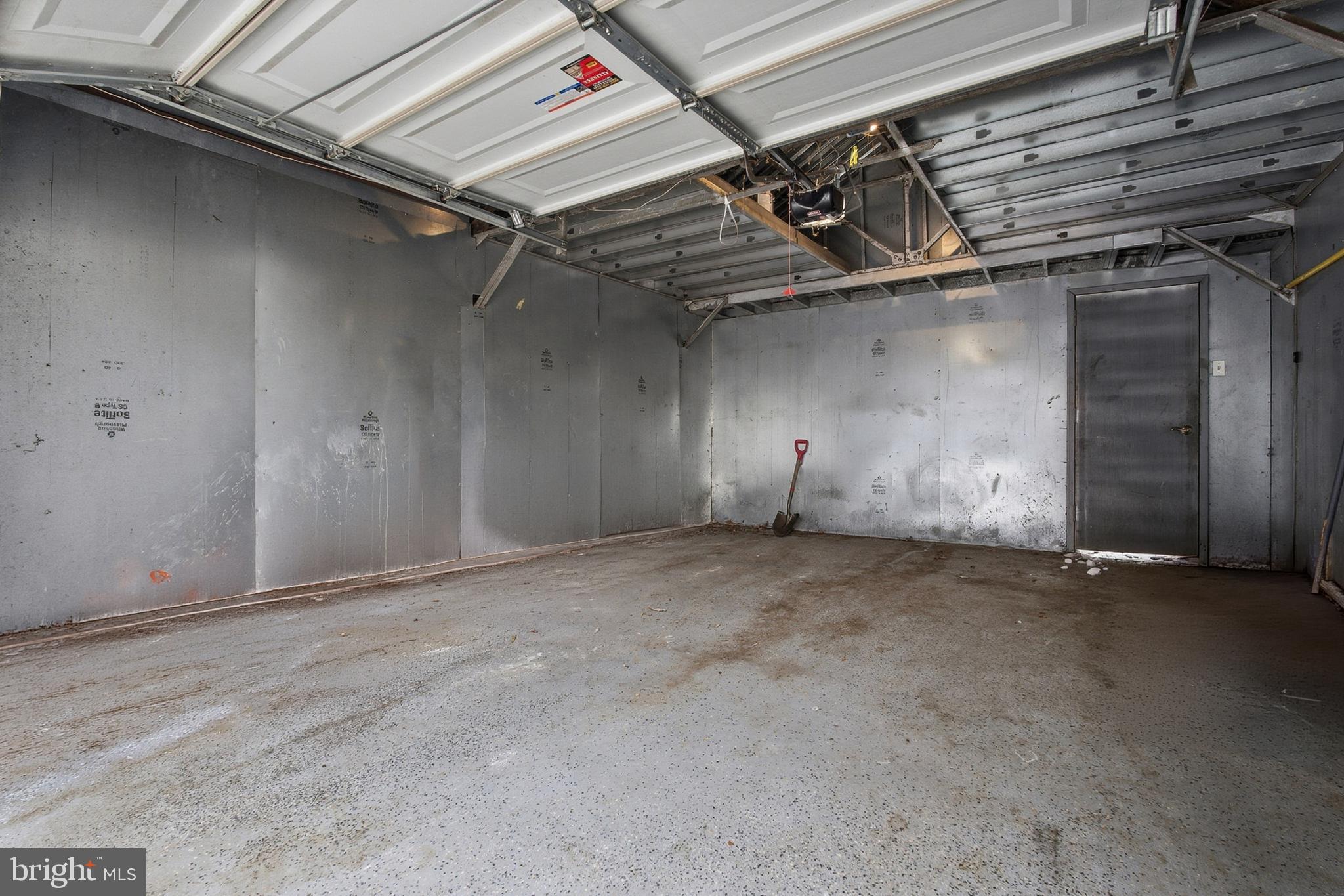 BUTCHERS HILL - Residential