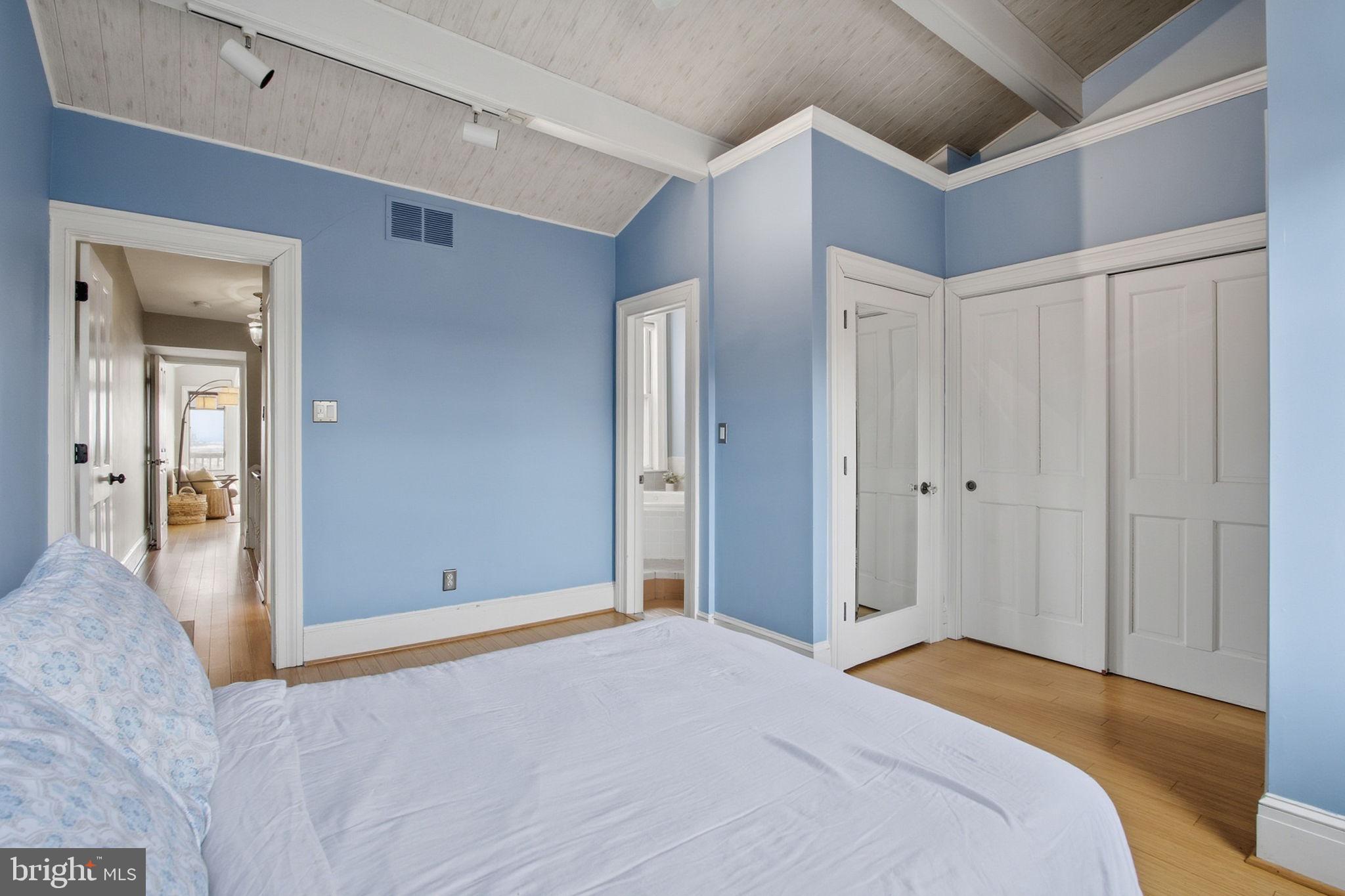 BUTCHERS HILL - Residential