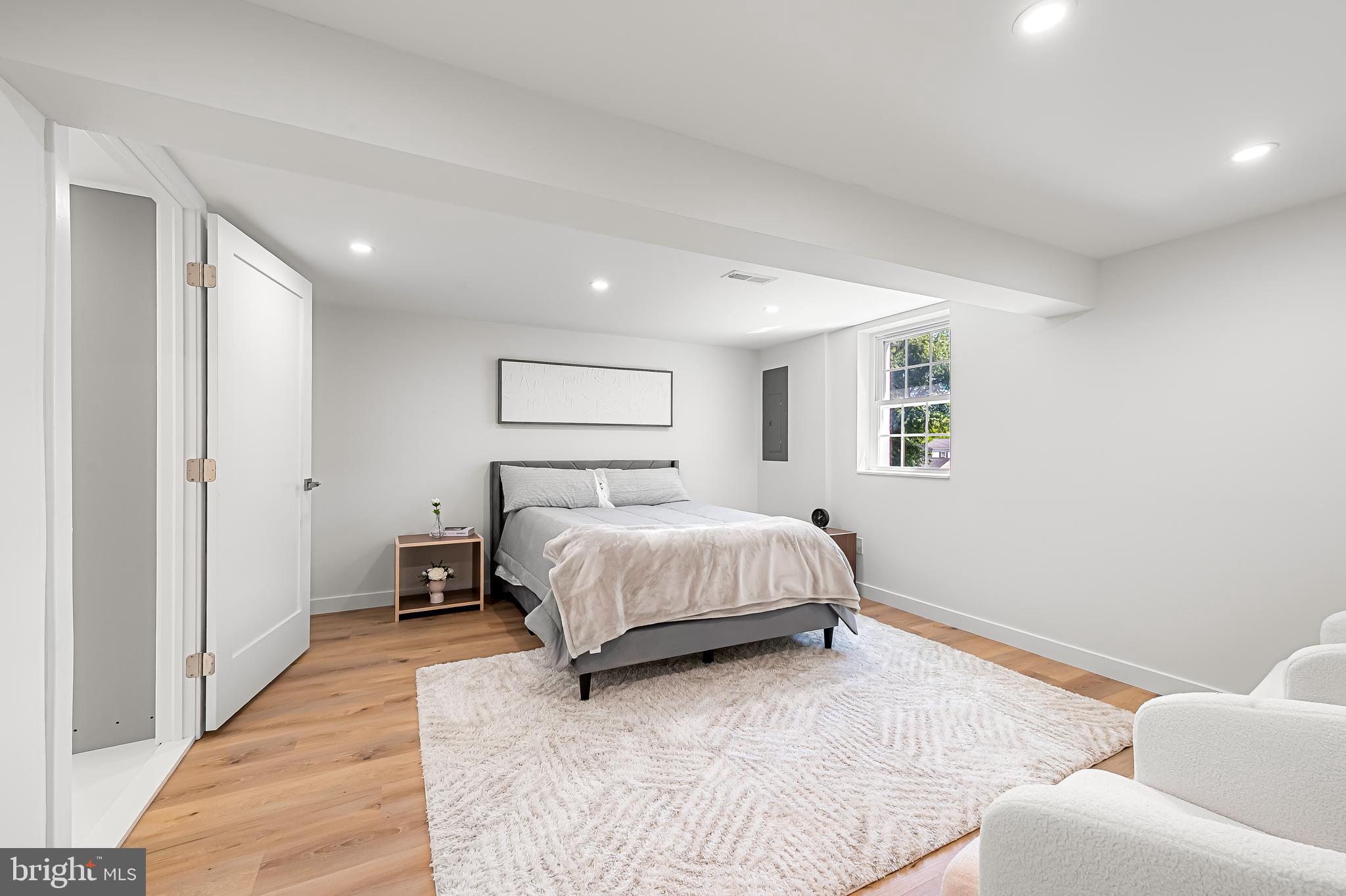 SEMINARY RIDGE - Residential