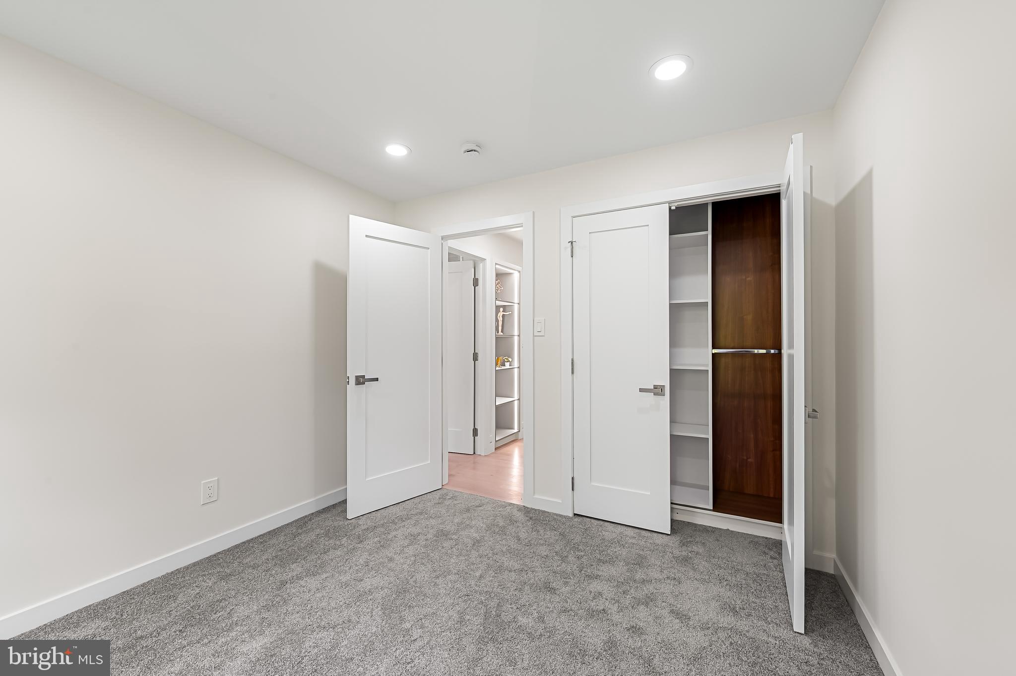 SEMINARY RIDGE - Residential