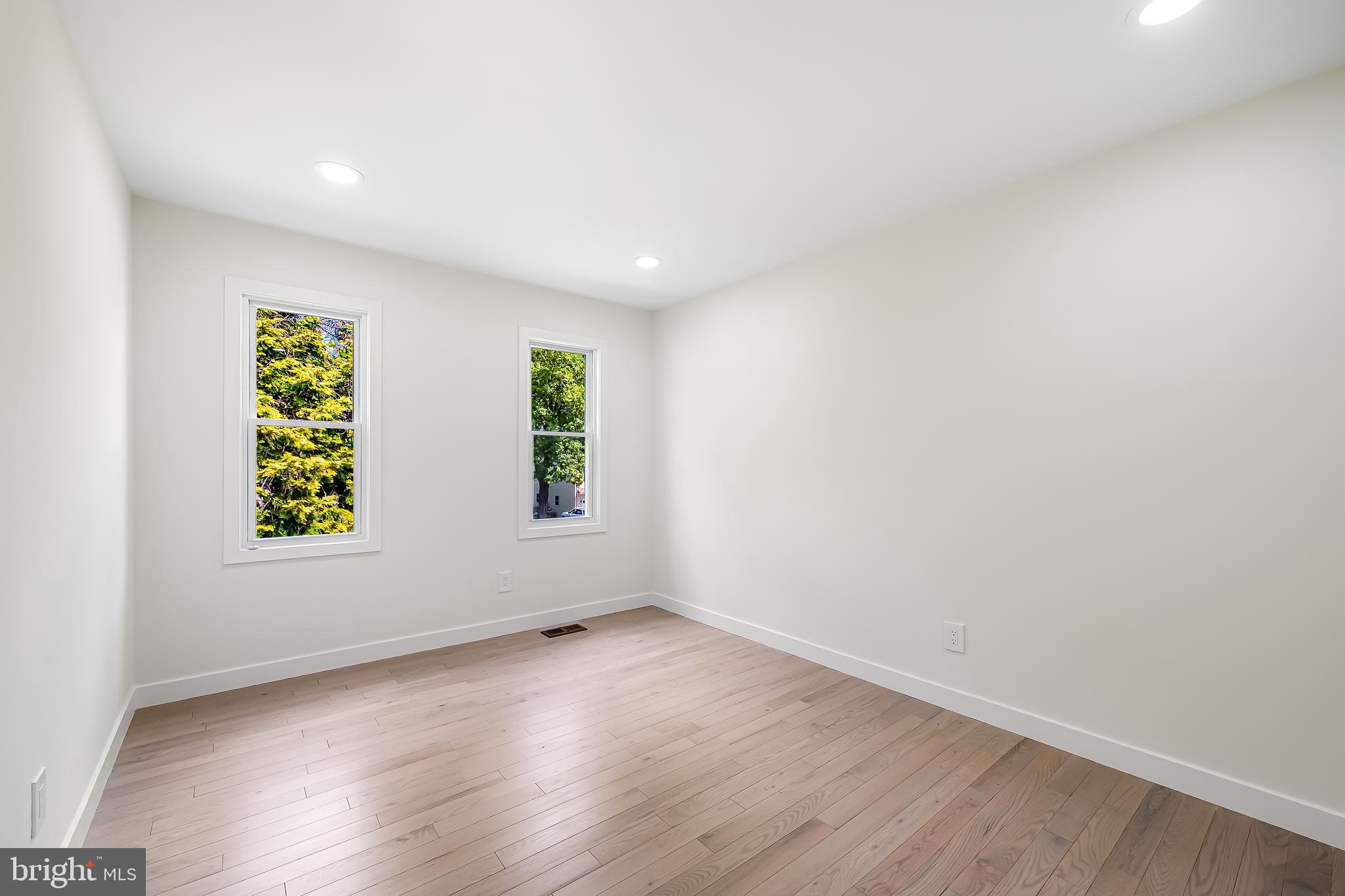 SEMINARY RIDGE - Residential